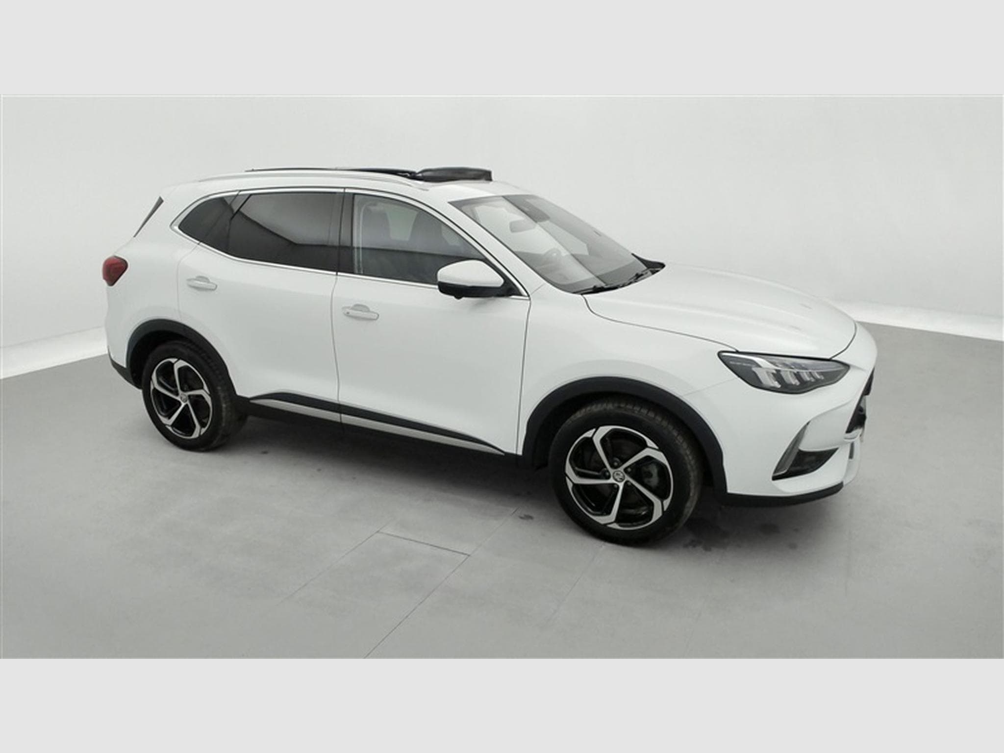 MG HS 1.5 T-GDi 160cv Luxury *NAVI/FULL LED/CUIR/TOIT PANO/CAM* (2024) - Photo 25