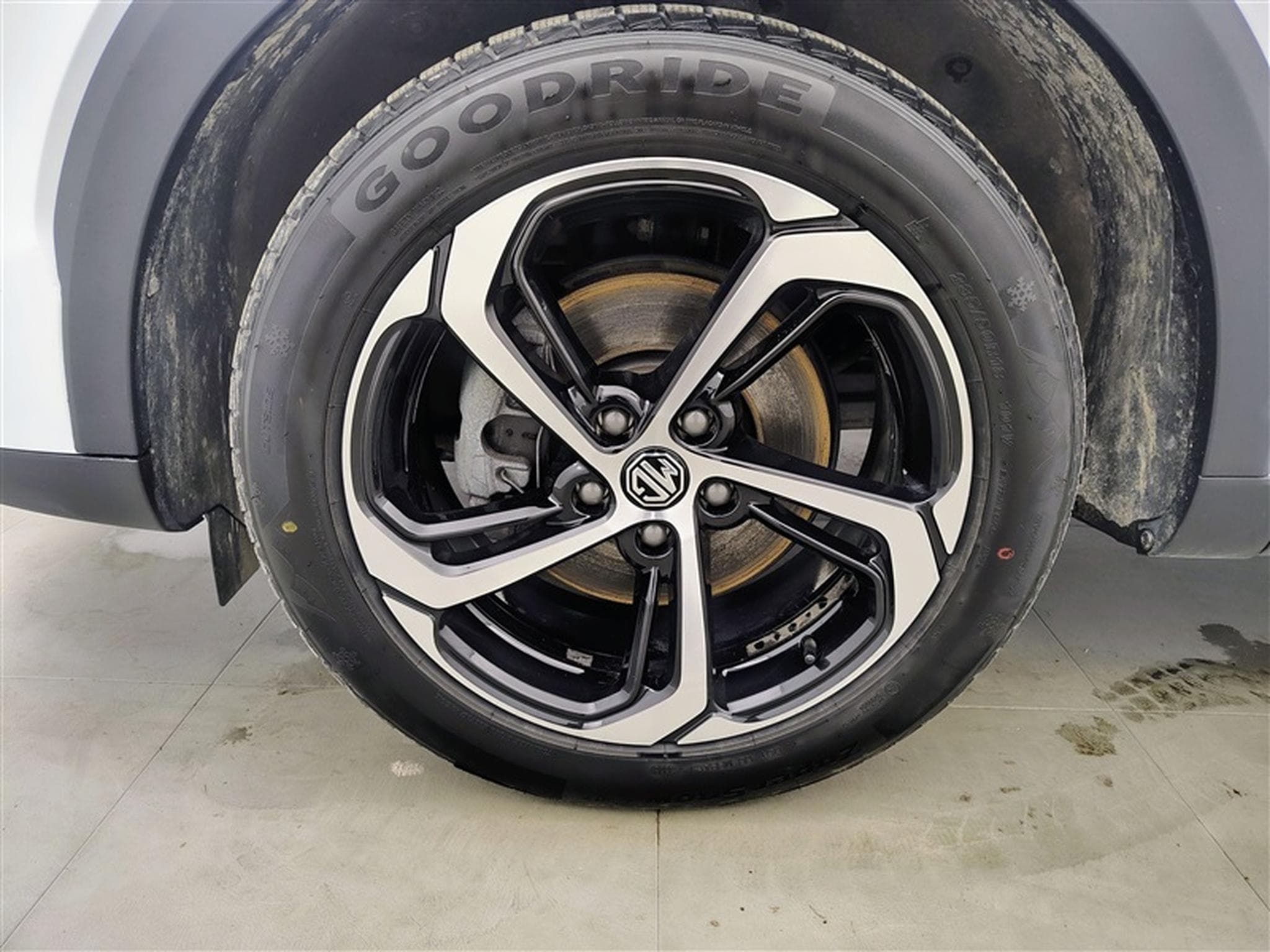 MG HS 1.5 T-GDi 160cv Luxury *NAVI/FULL LED/CUIR/TOIT PANO/CAM* (2024) - Photo 6