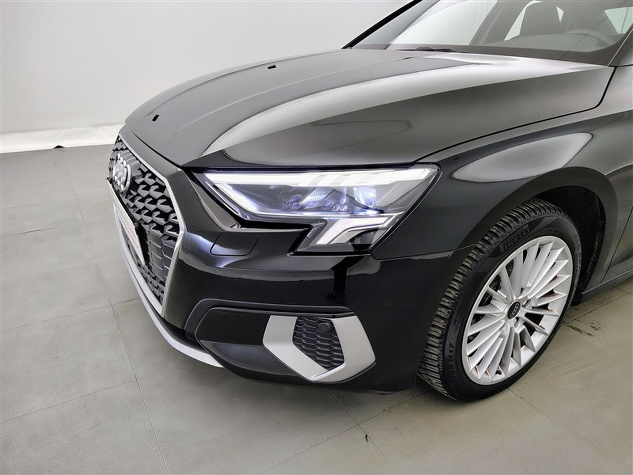 Audi A3 30 TFSI Advanced S tronic Navi / Led / PDC (2023) - Photo 15
