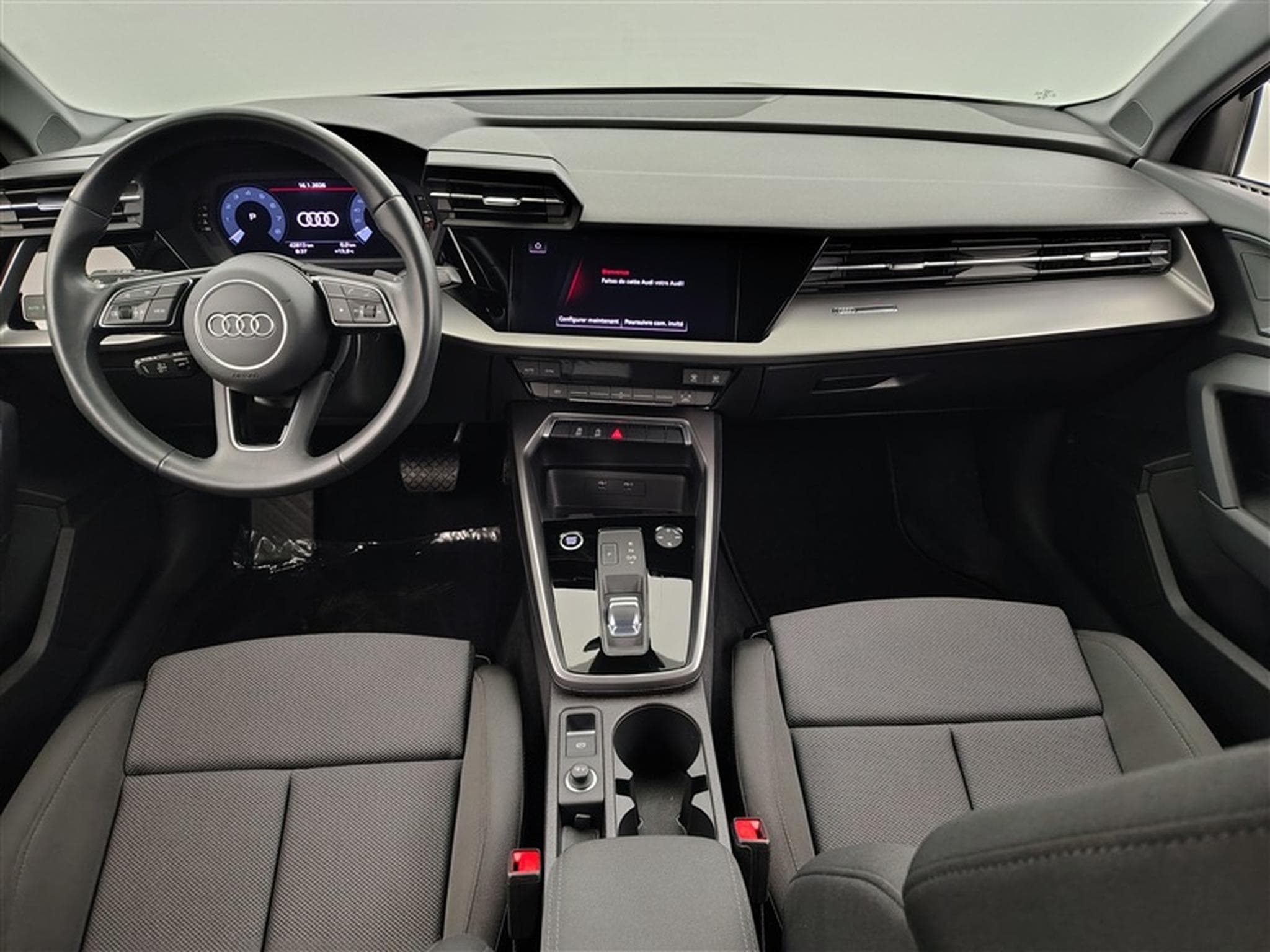Audi A3 30 TFSI Advanced S tronic Navi / Led / PDC (2023) - Photo 8