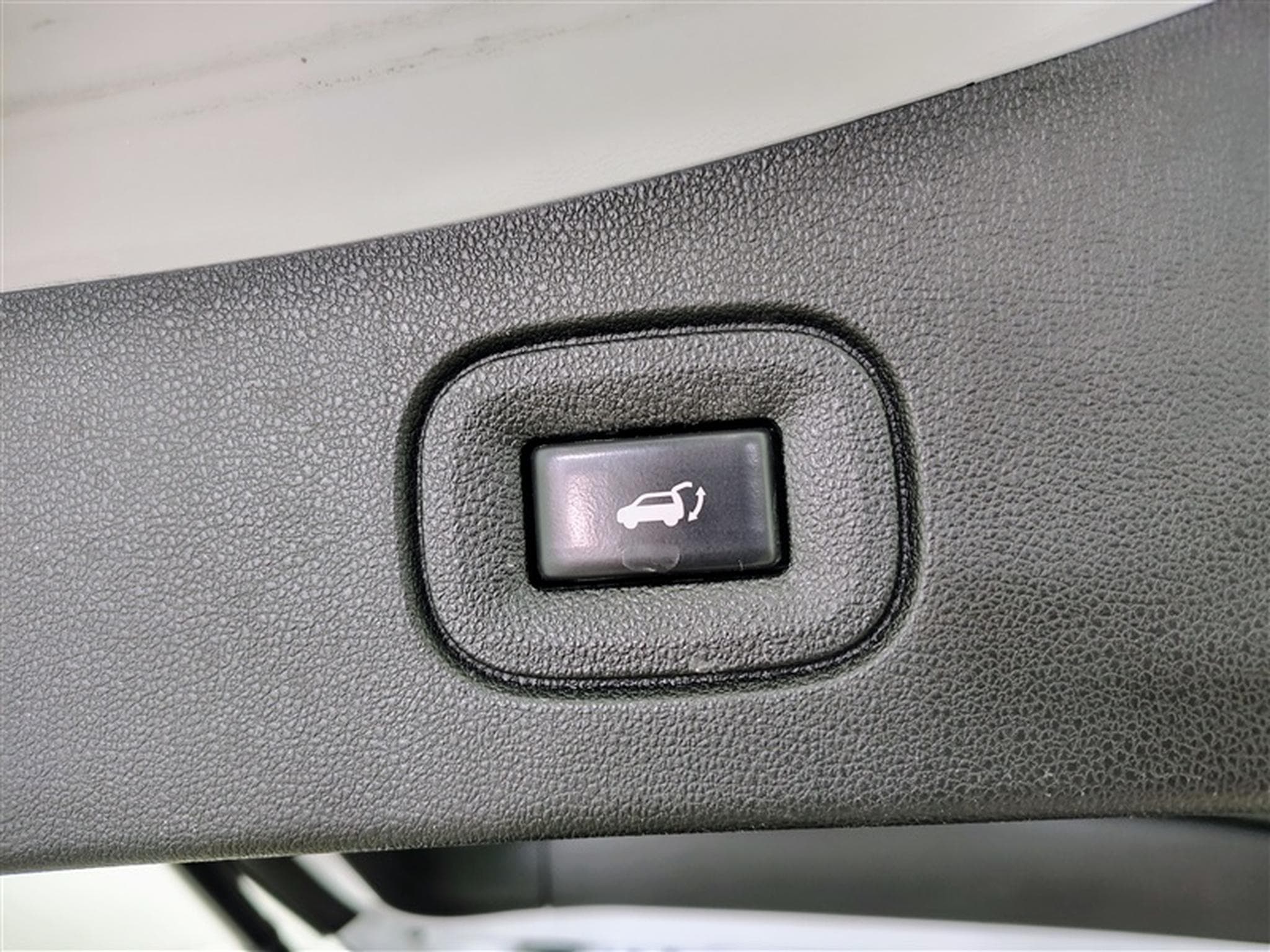 Renault Koleos 2.0 dCi X-Tronic *NAVI/CUIR/FULL LED/T.PANO/CAM/JA18* (2023) - Photo 20
