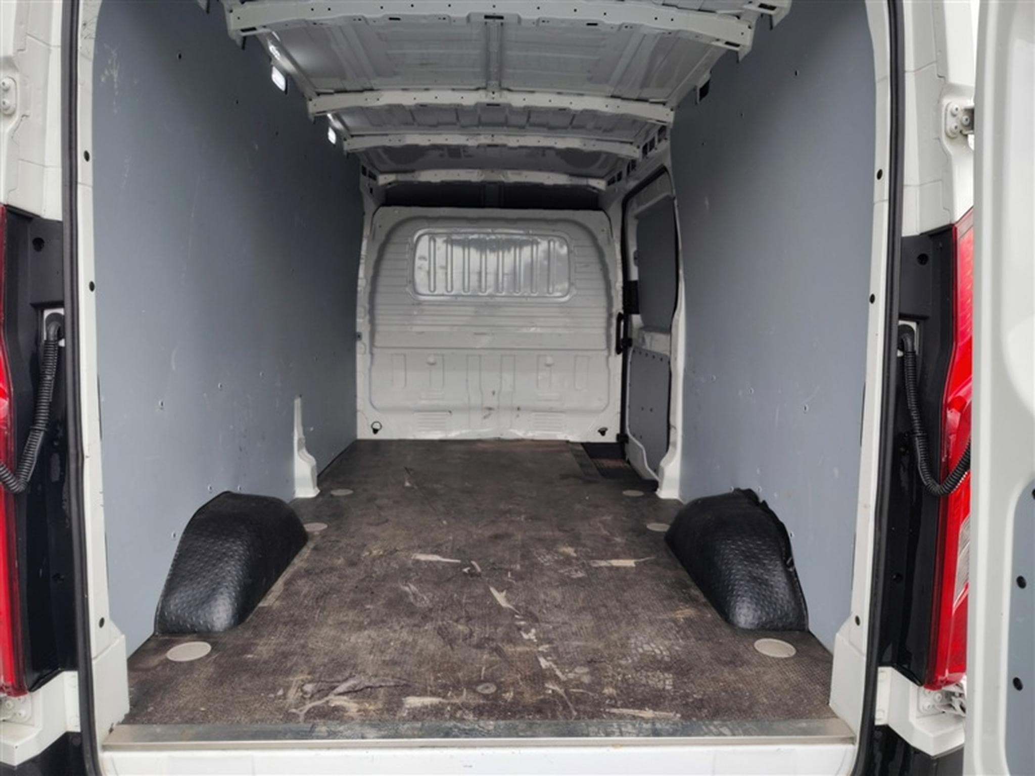 Maxus Deliver 9 2.0l 163Cv Comfort (2021) - Photo 15