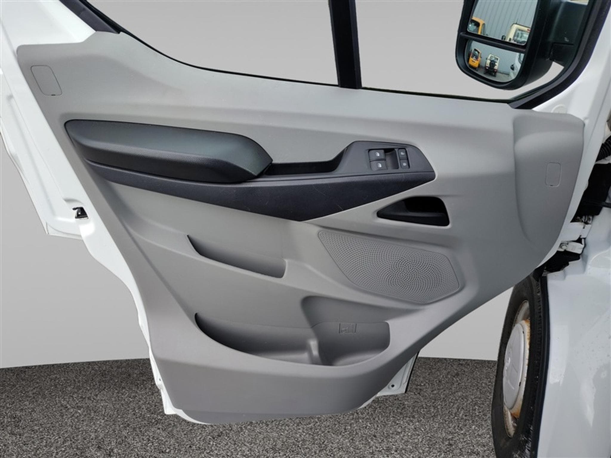 Maxus Deliver 9 2.0l 163Cv Comfort (2021) - Photo 17