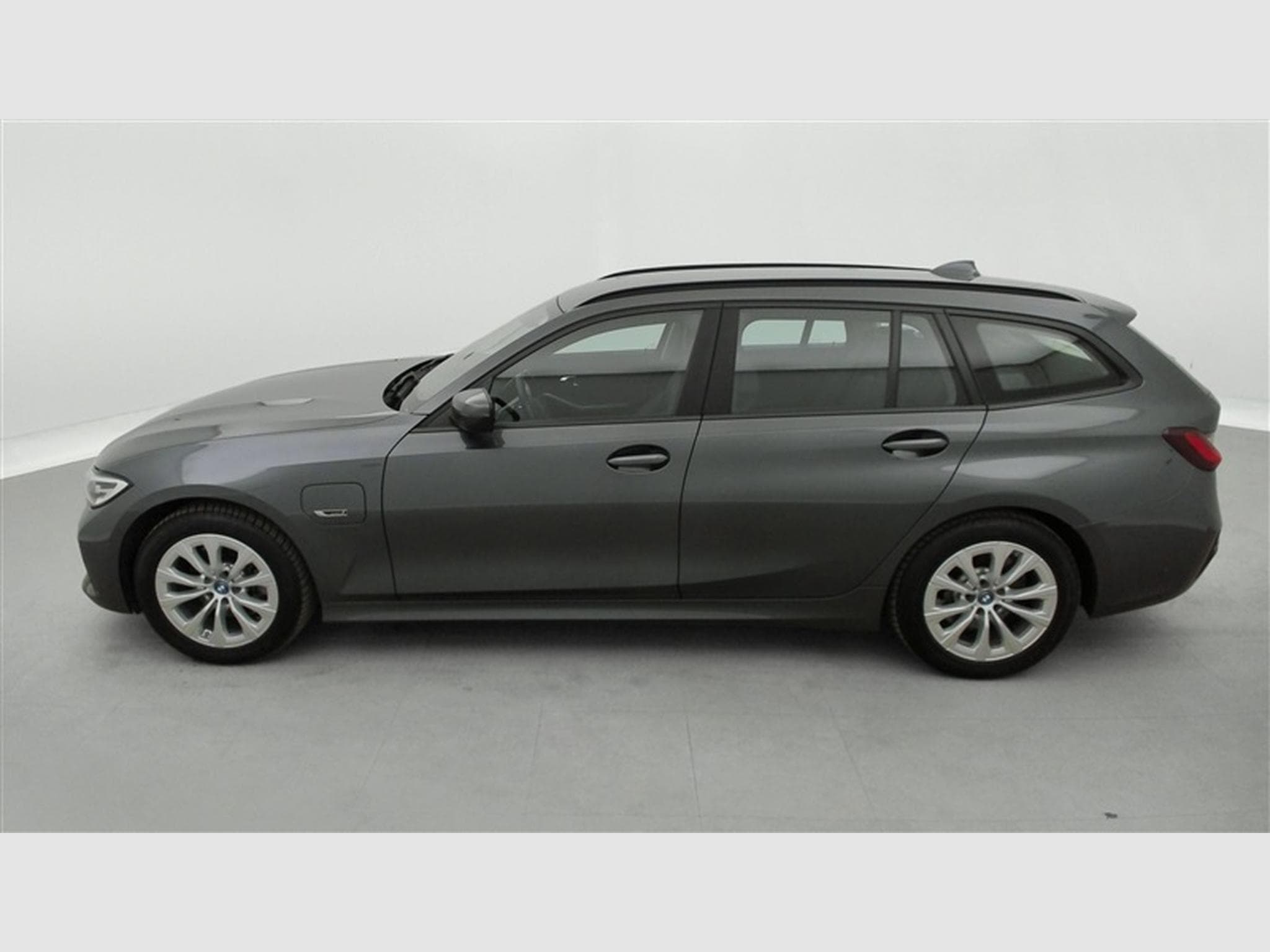 BMW 320 eA Touring PHEV Cuir / Navi / Led / PDC+Caméra (2022) - Photo 3