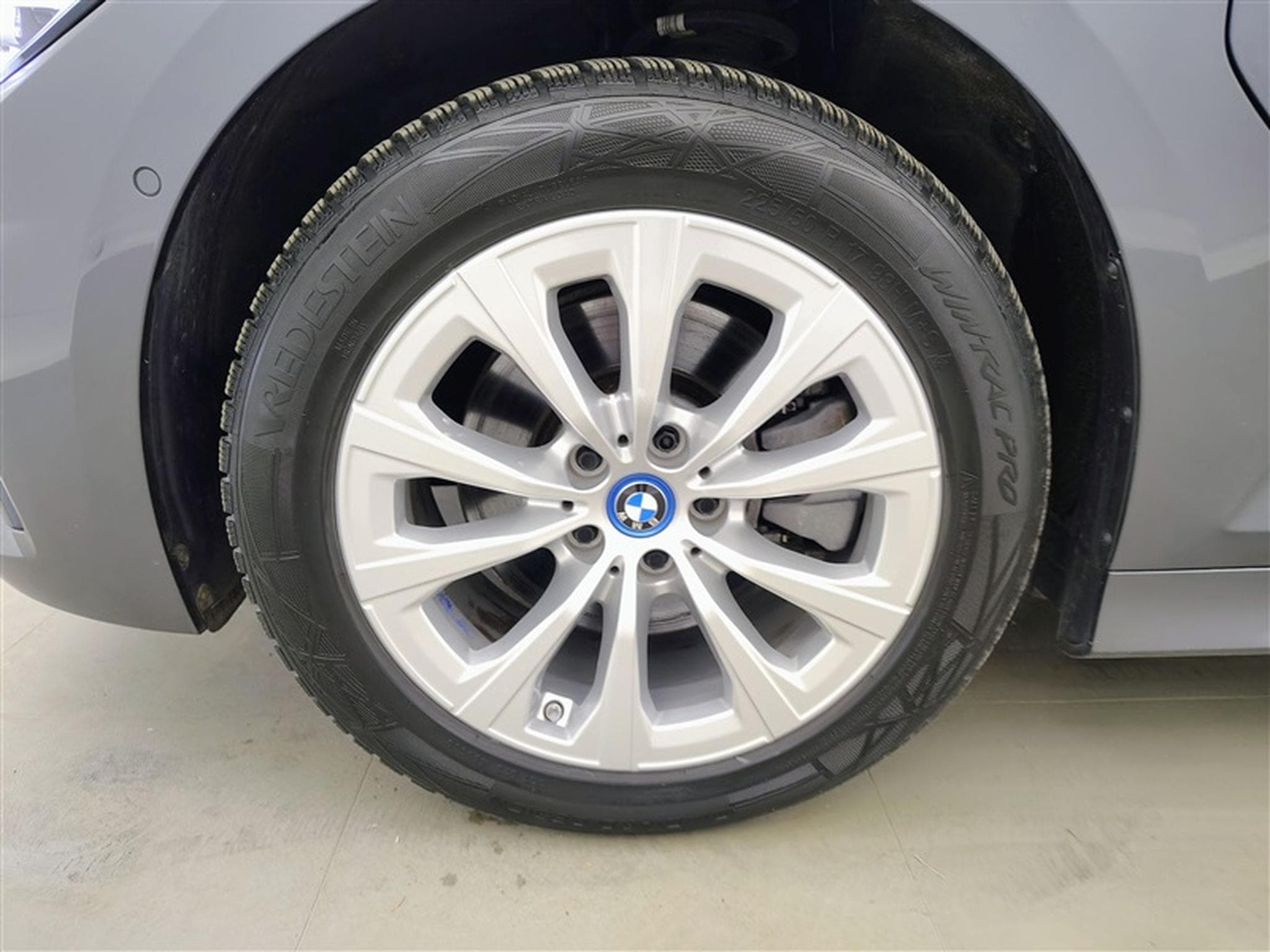 BMW 320 eA Touring PHEV Cuir / Navi / Led / PDC+Caméra (2022) - Photo 6