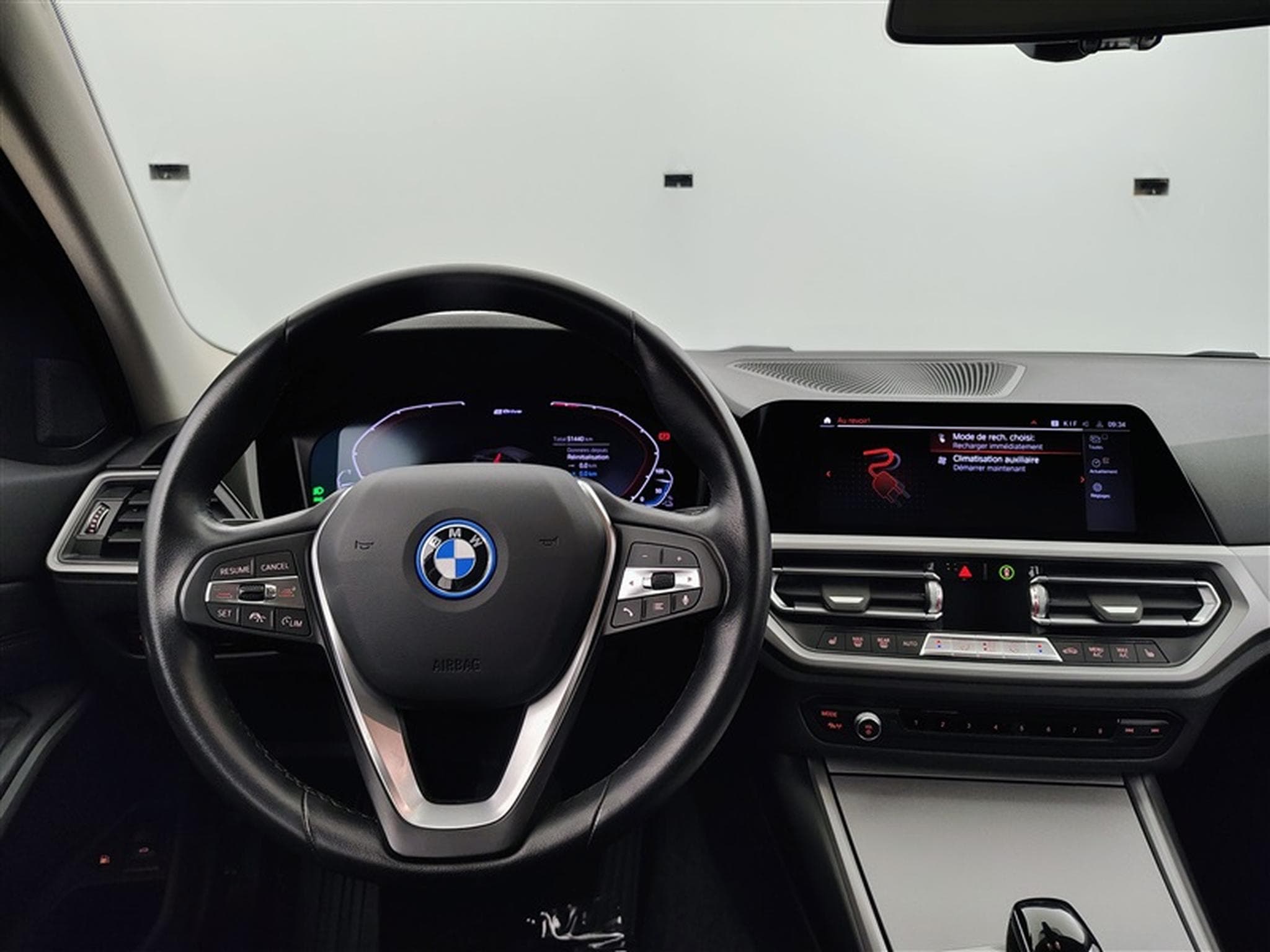 BMW 320 eA Touring PHEV Cuir / Navi / Led / PDC+Caméra (2022) - Photo 9