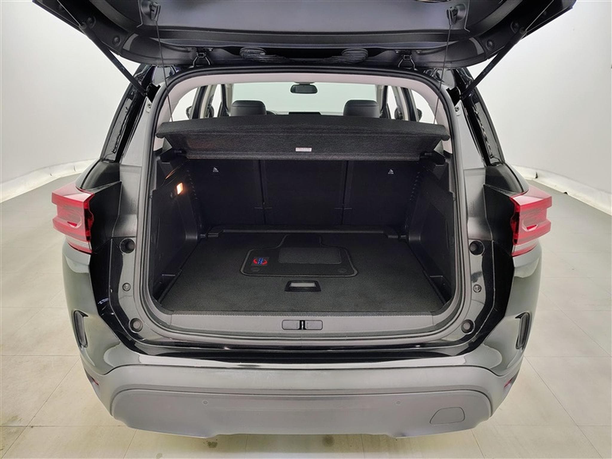 Citroen C5 Aircross 1.2 PureTech 130cv Plus NAVI / CARPLAY / CAMERA (2024) - Photo 14