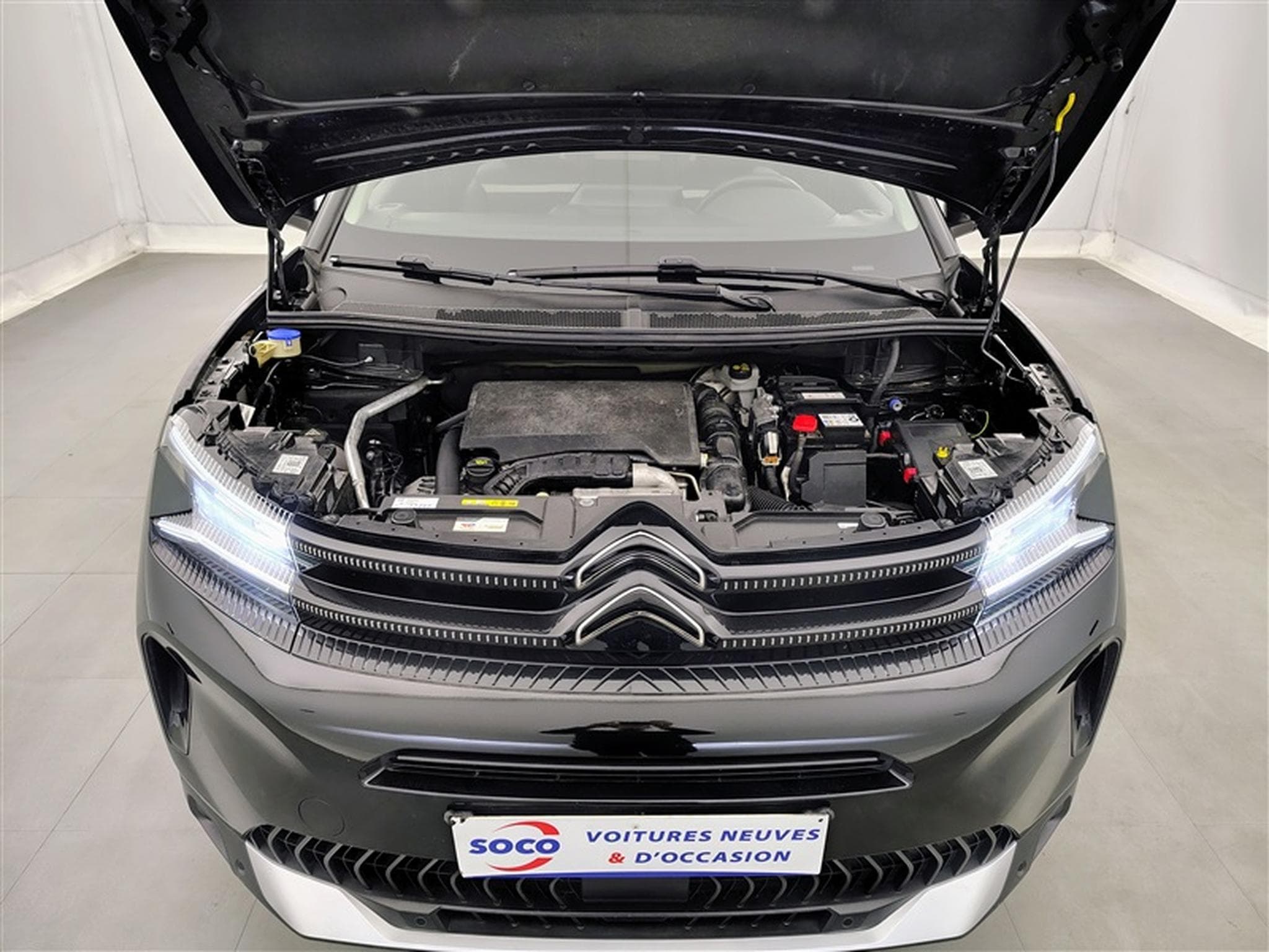 Citroen C5 Aircross 1.2 PureTech 130cv Plus NAVI / CARPLAY / CAMERA (2024) - Photo 18