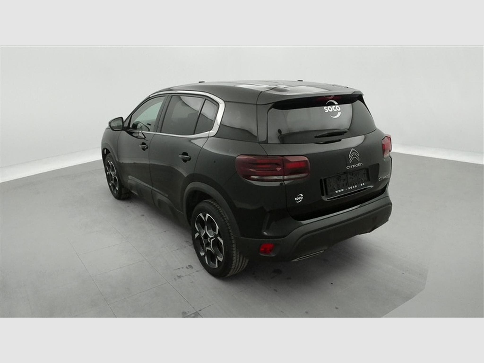 Citroen C5 Aircross 1.2 PureTech 130cv Plus NAVI / CARPLAY / CAMERA (2024) - Photo 2