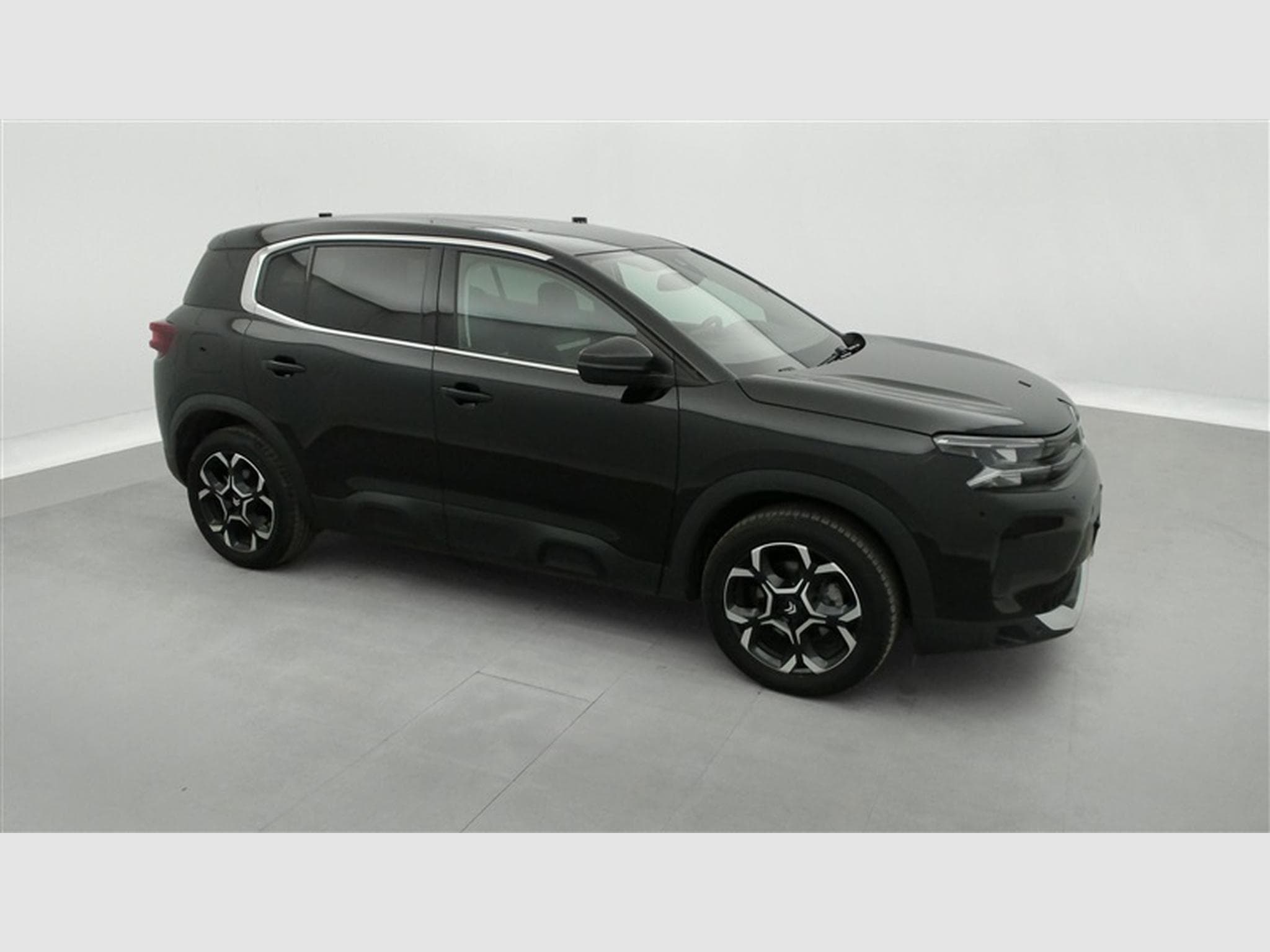 Citroen C5 Aircross 1.2 PureTech 130cv Plus NAVI / CARPLAY / CAMERA (2024) - Photo 22