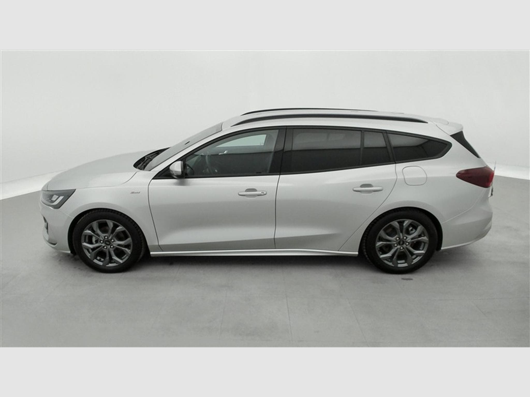 Ford Focus SW 1.5 EcoBlue 115cv PowerShift ST-Line NAVI / FULL LED (2025) - Photo 3