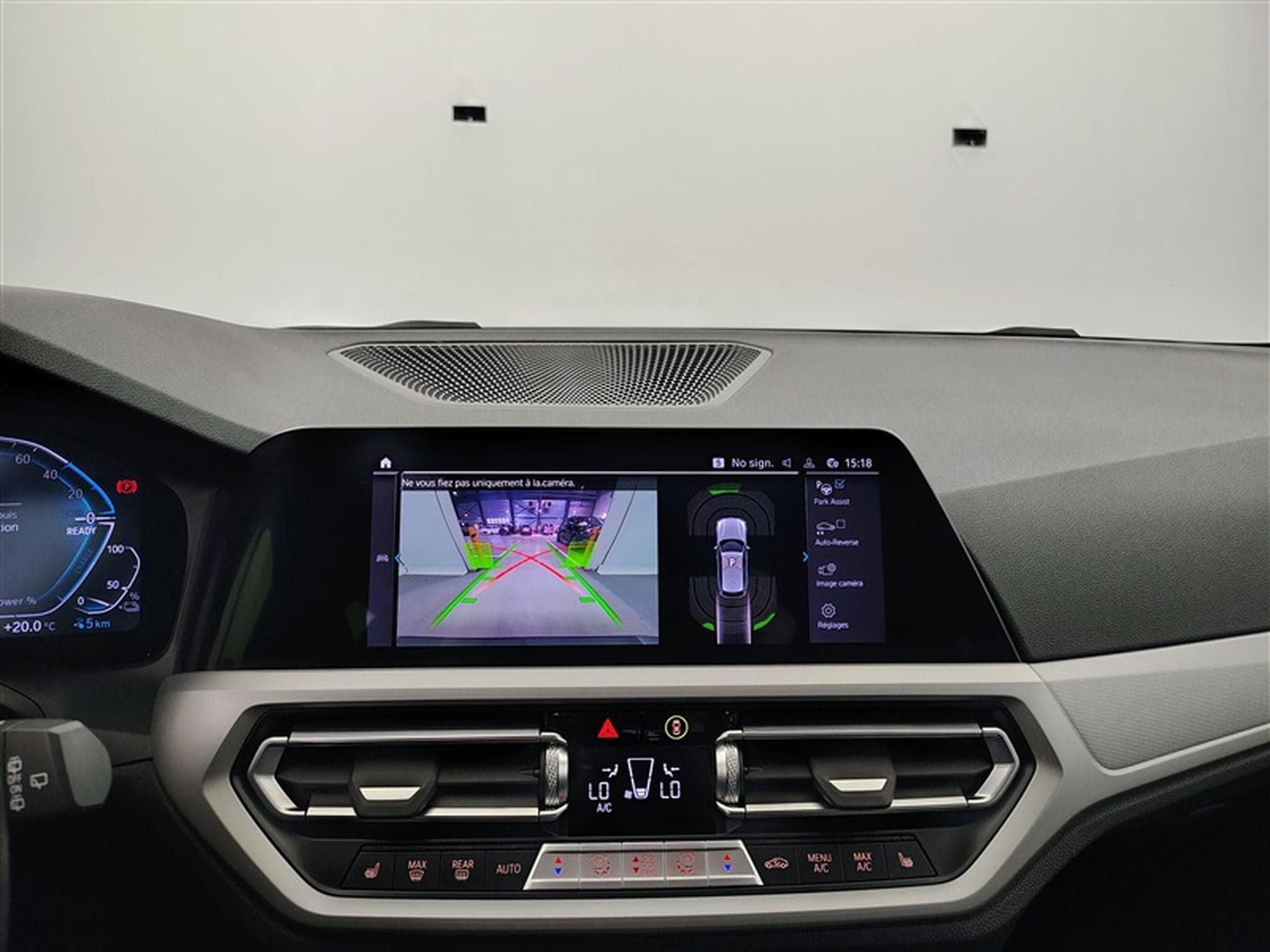 BMW 320 Touring 320eA PHEV Cuir / Navi / Led (2022) - Photo 18
