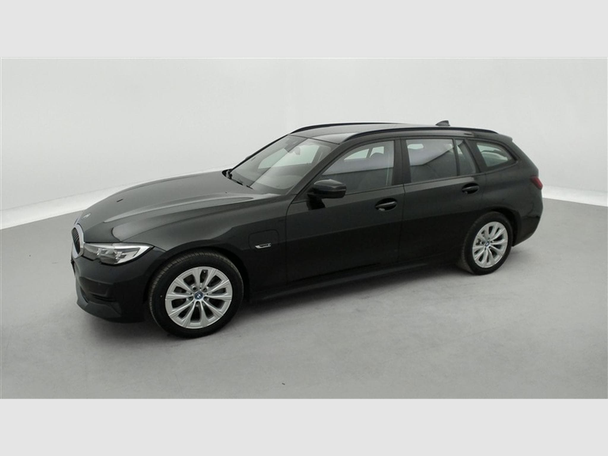 BMW 320 Touring 320eA PHEV Cuir / Navi / Led (2022) - Photo 23