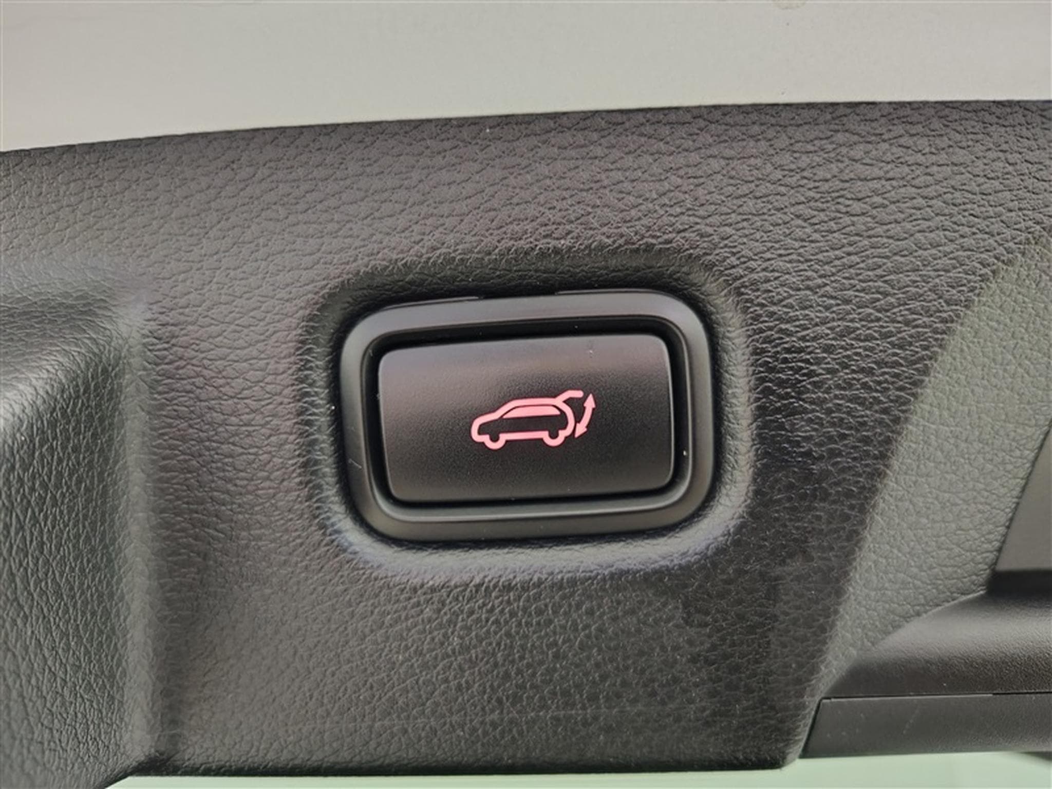 Kia ProCeed 1.0 TGDI GT Line - NAVI/ CAMERA (2019) - Photo 19