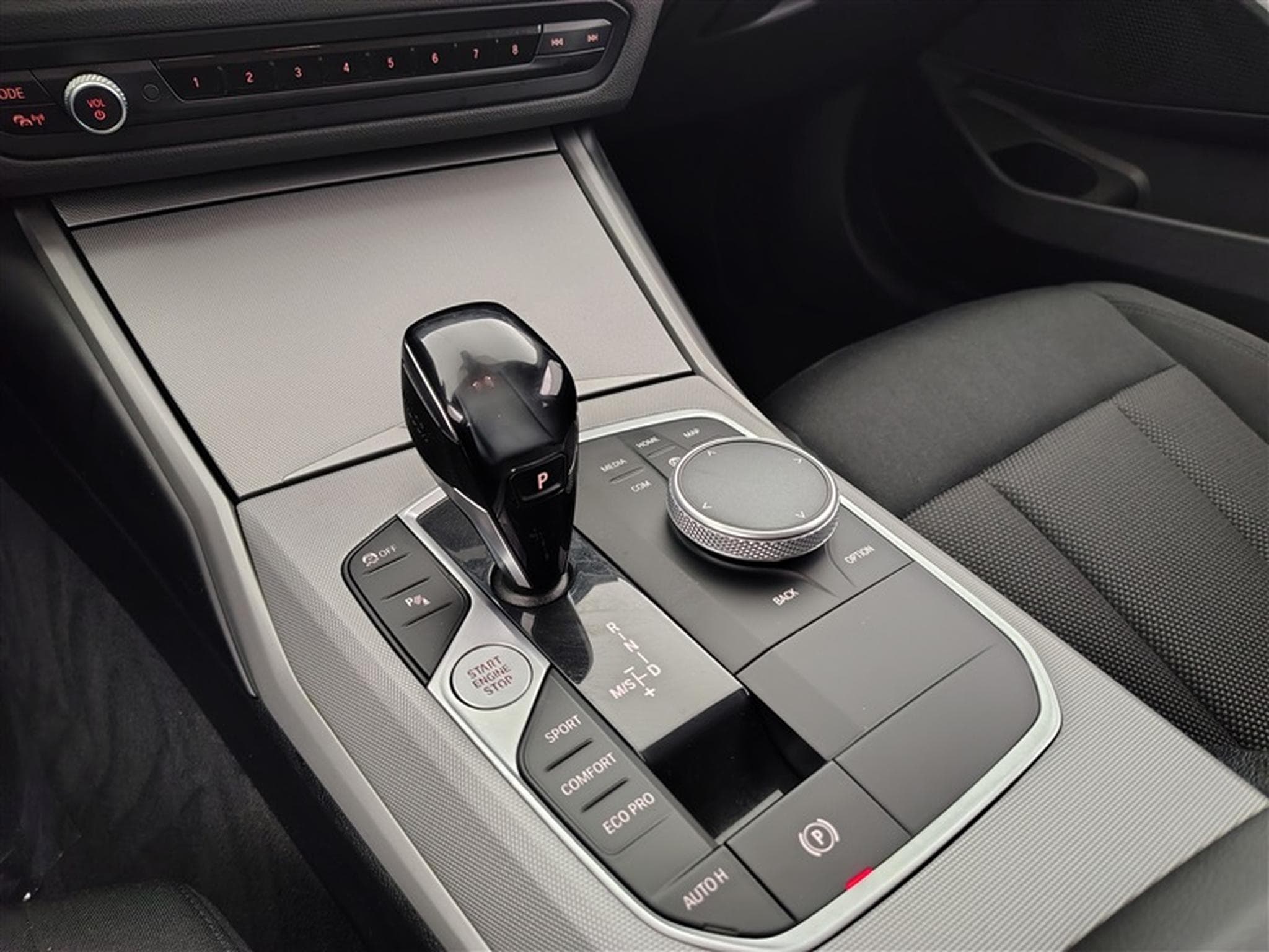BMW 318 Touring 318 dA MHEV AdBlue (2021) - Photo 12
