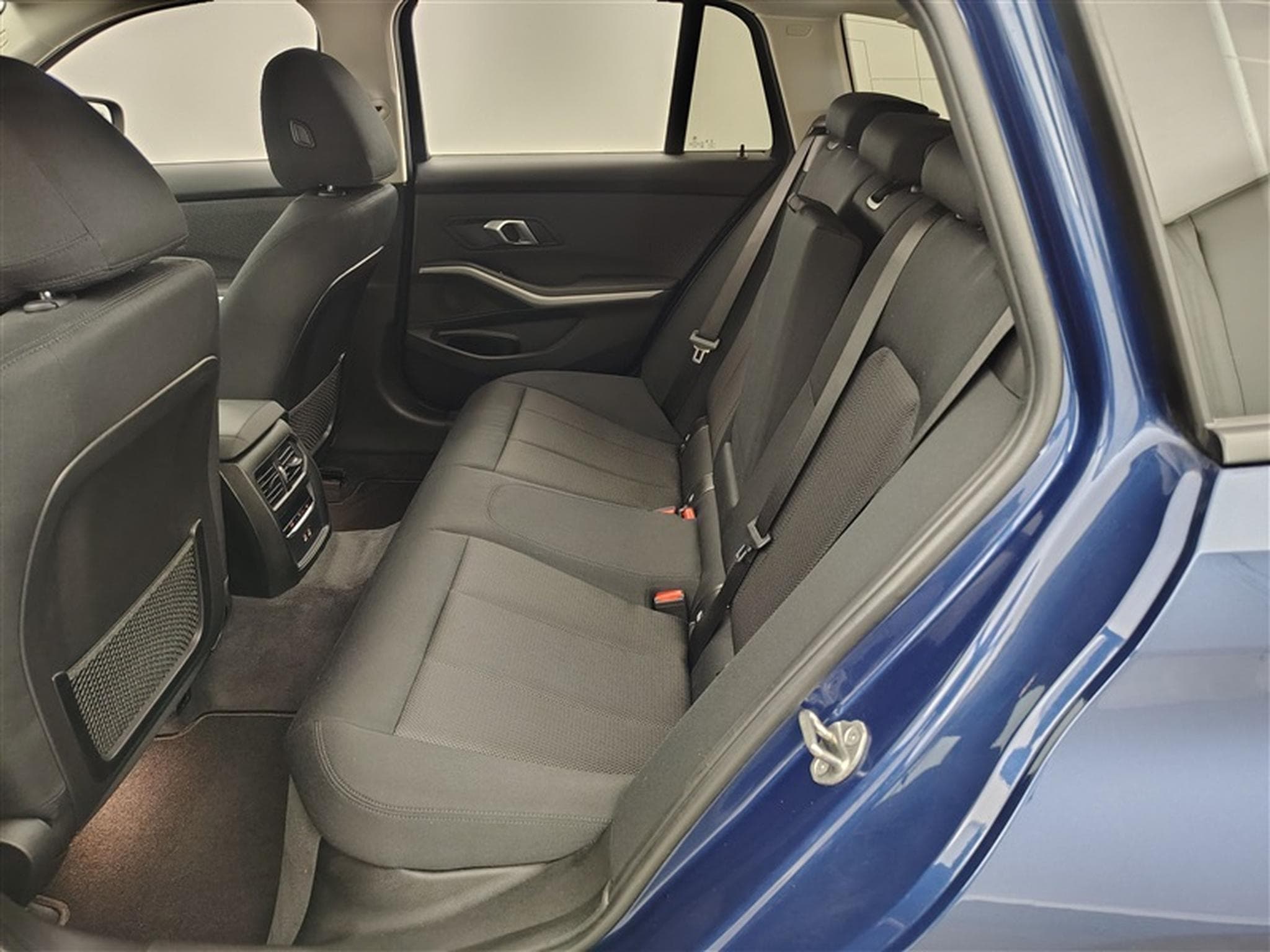 BMW 318 Touring 318 dA MHEV AdBlue (2021) - Photo 13