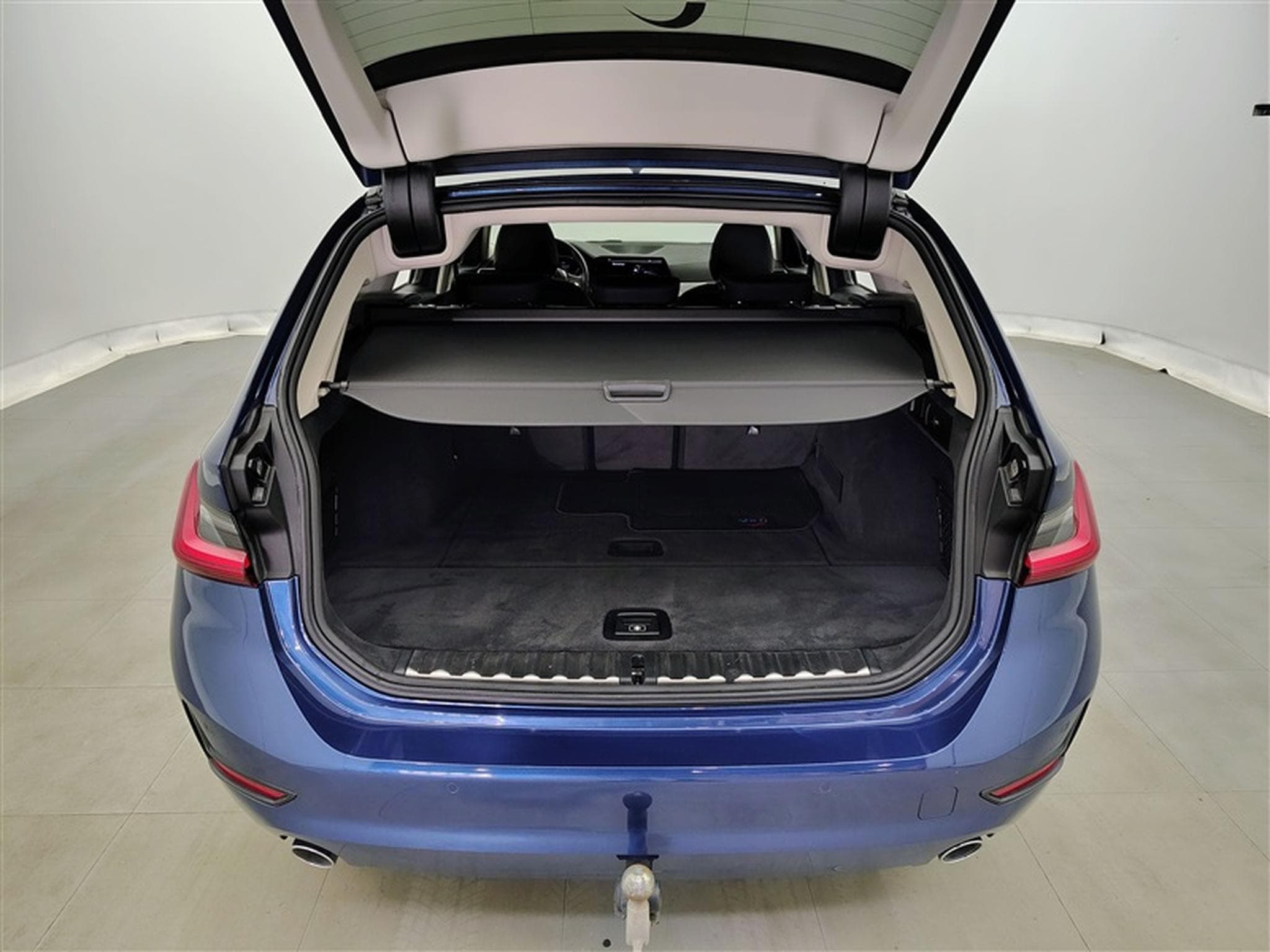 BMW 318 Touring 318 dA MHEV AdBlue (2021) - Photo 14