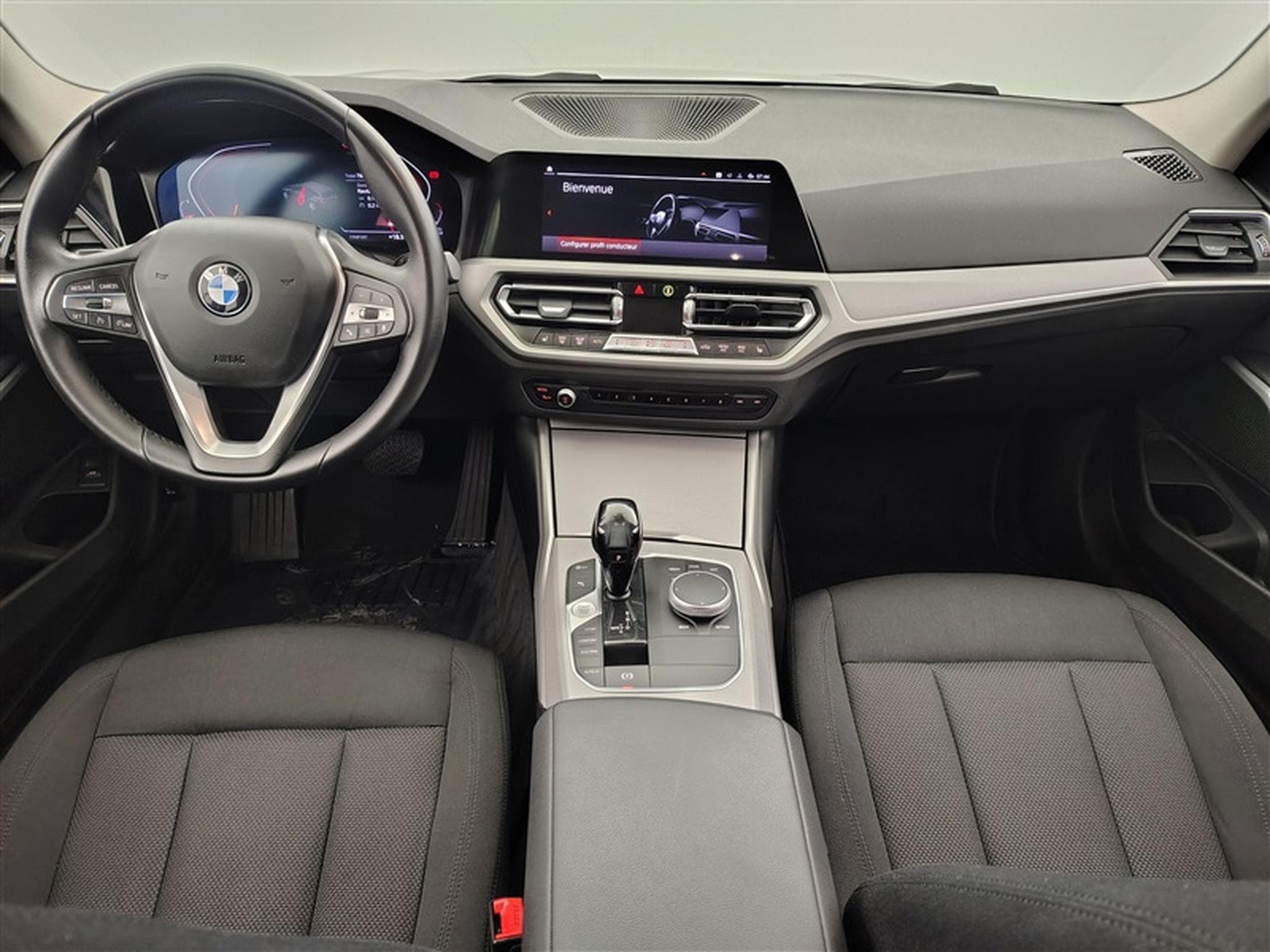 BMW 318 Touring 318 dA MHEV AdBlue (2021) - Photo 8