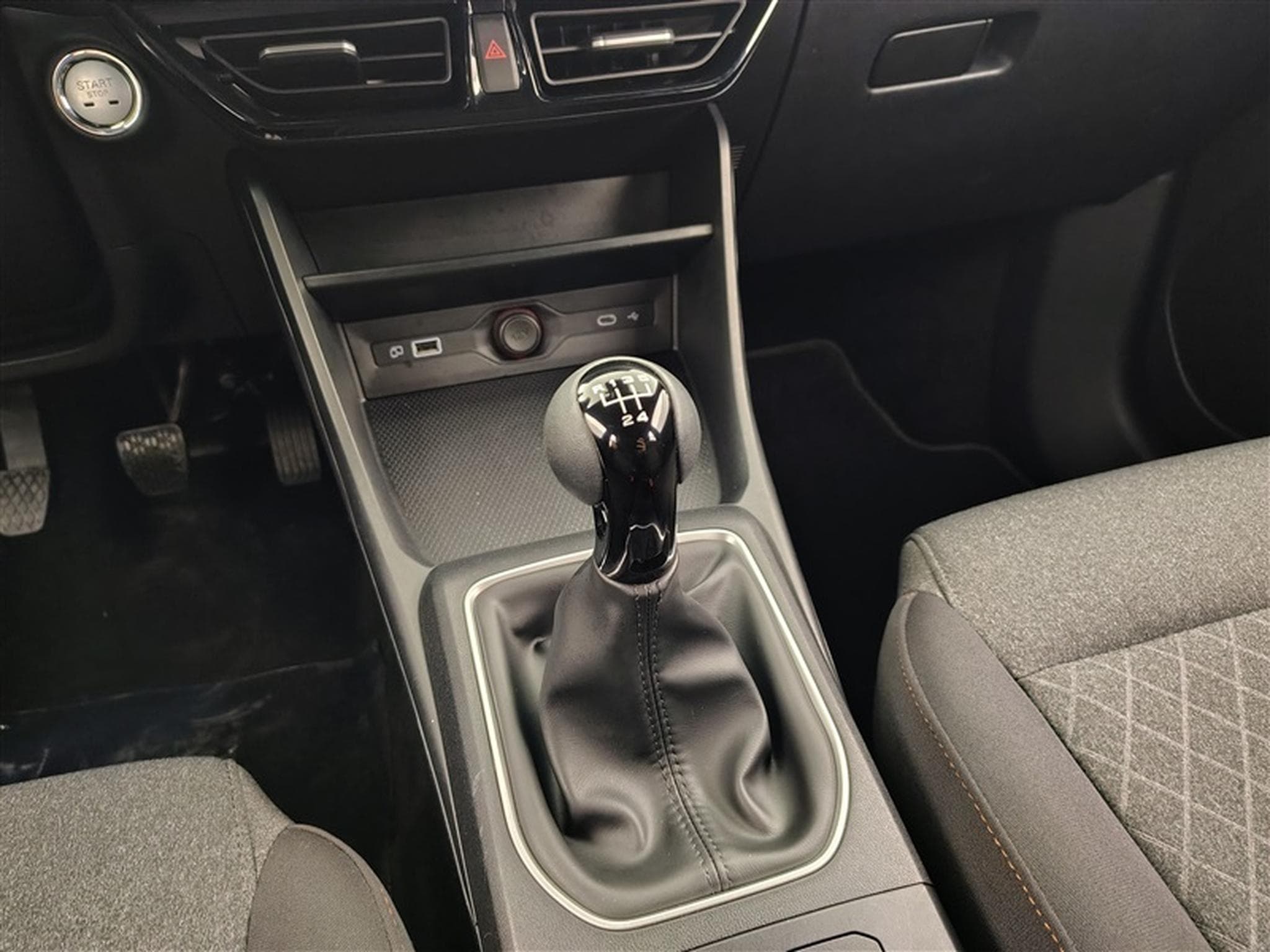 MG MG3 1.5 VTi 115cv Comfort CARPLAY / FULL LED / KEYLESS / CAMERA (2025) - Photo 12