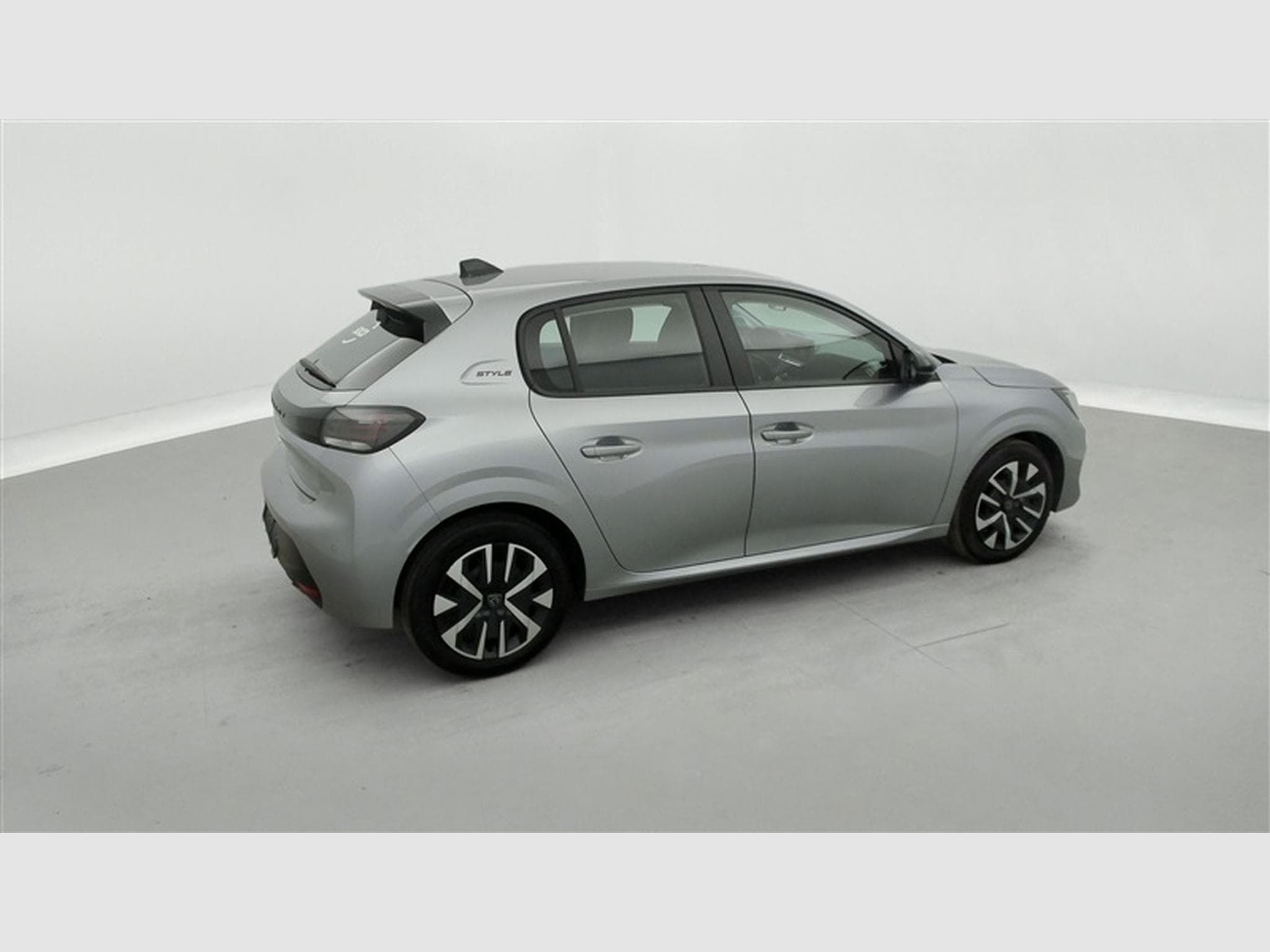 Peugeot 208 1.2i PureTech 100Cv Style (2025) - Photo 25