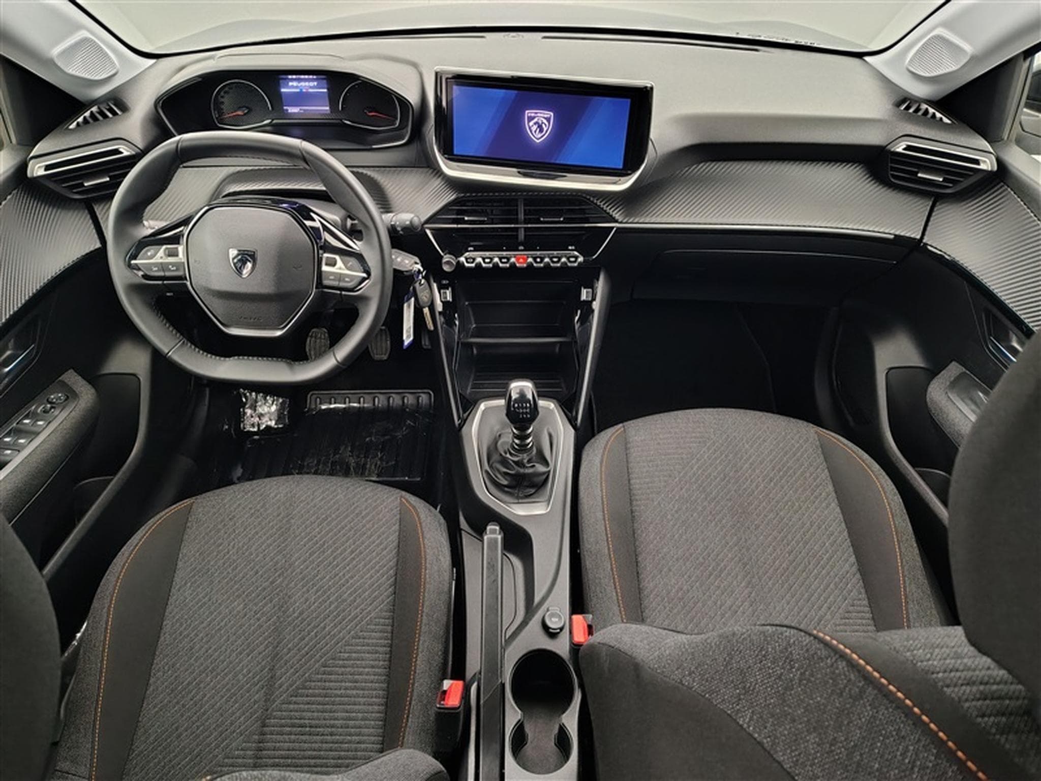 Peugeot 208 1.2i PureTech 100Cv Style (2025) - Photo 8