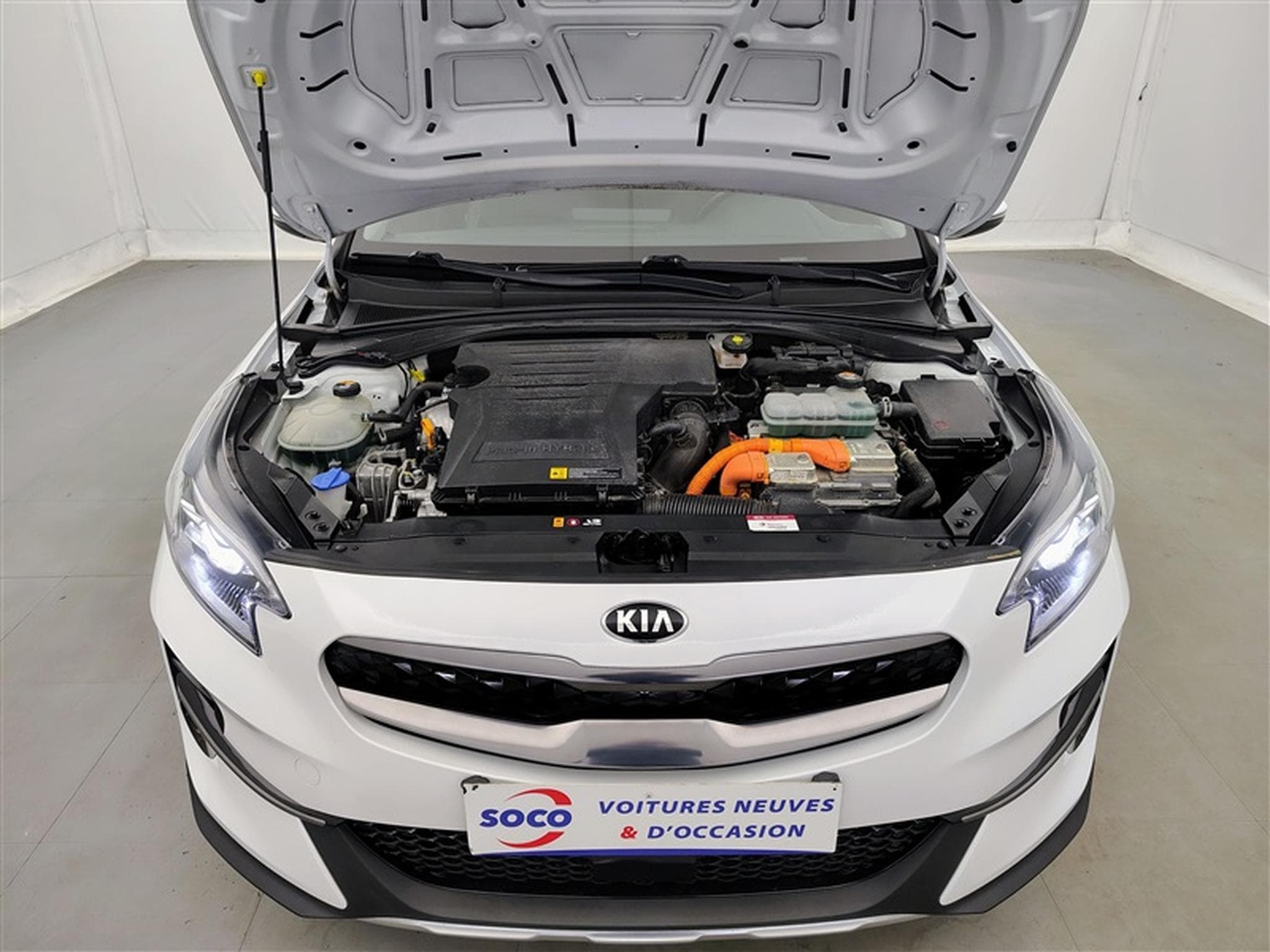 Kia XCeed PHEV 1.6 GDi Business Line DCT (2020) - Photo 19