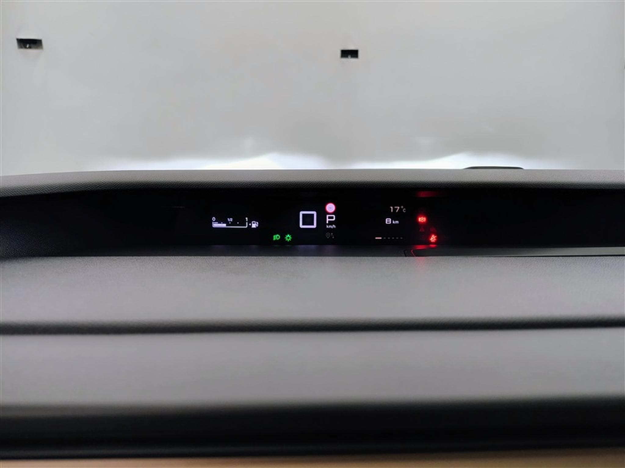 Citroen C3 Aircross 1.2 Hybrid 145cv e-DCS6 Plus CARPLAY / CAMERA / PDC AV+AR (2026) - Photo 10