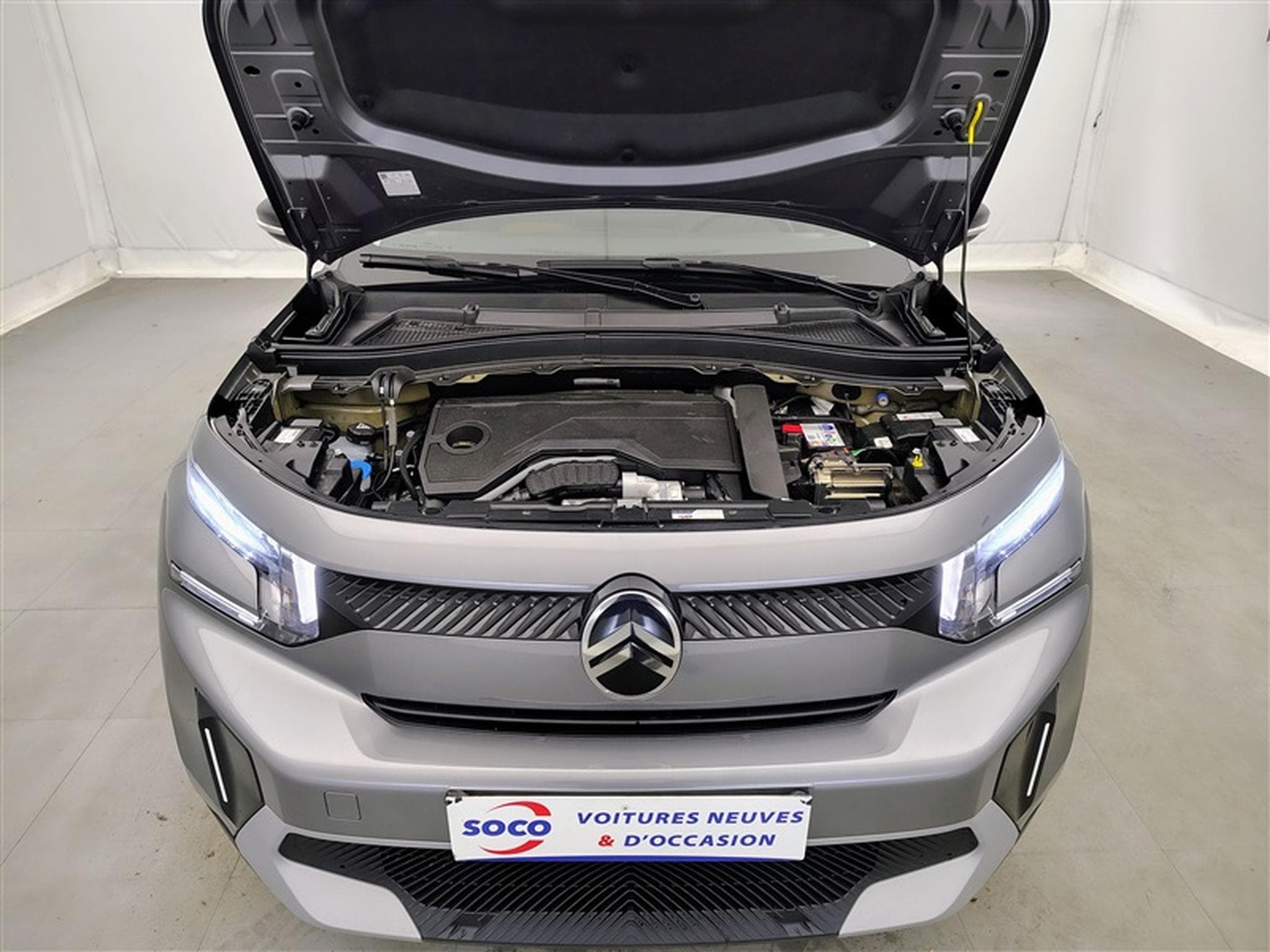 Citroen C3 Aircross 1.2 Hybrid 145cv e-DCS6 Plus CARPLAY / CAMERA / PDC AV+AR (2026) - Photo 18