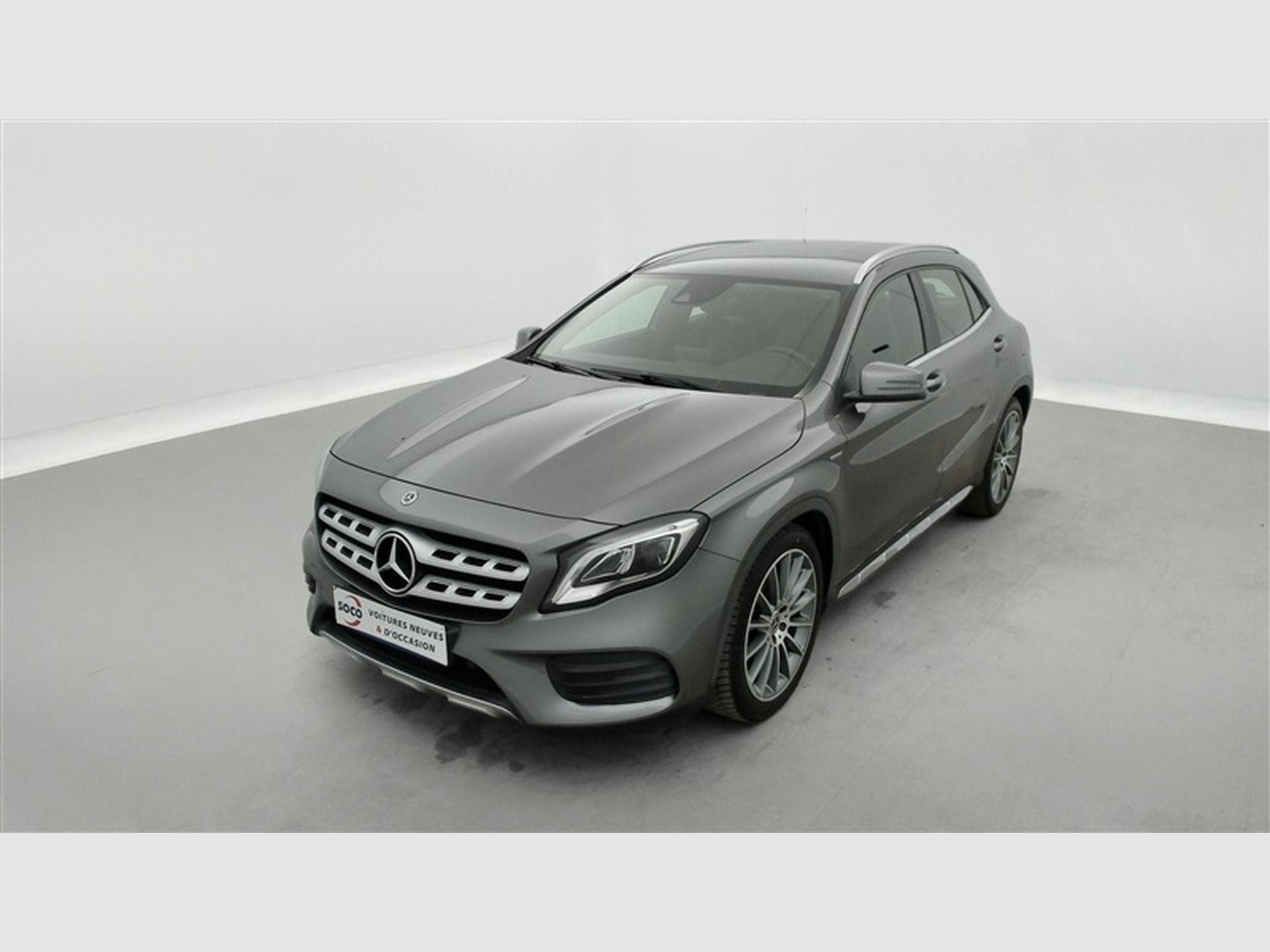 Mercedes GLA 180 GLA 180  *NAVI/CUIR/FULL LED/PDC AV-AR/S.CHAUFF* (2019) - Photo 1