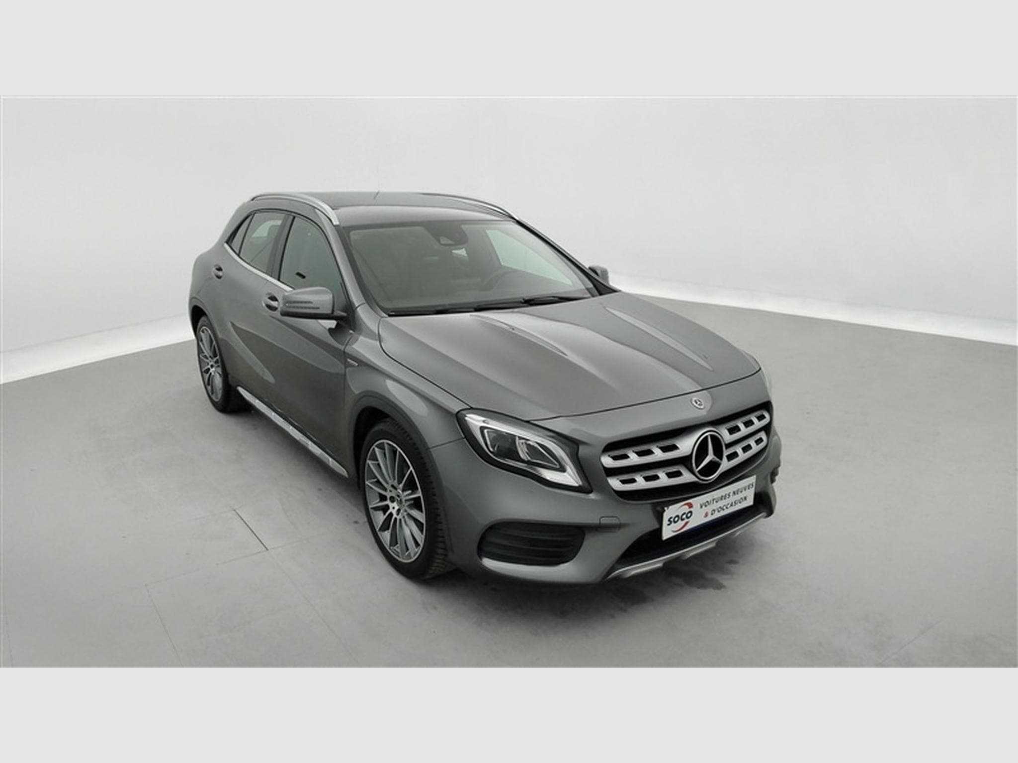 Mercedes GLA 180 GLA 180  *NAVI/CUIR/FULL LED/PDC AV-AR/S.CHAUFF* (2019) - Photo 23