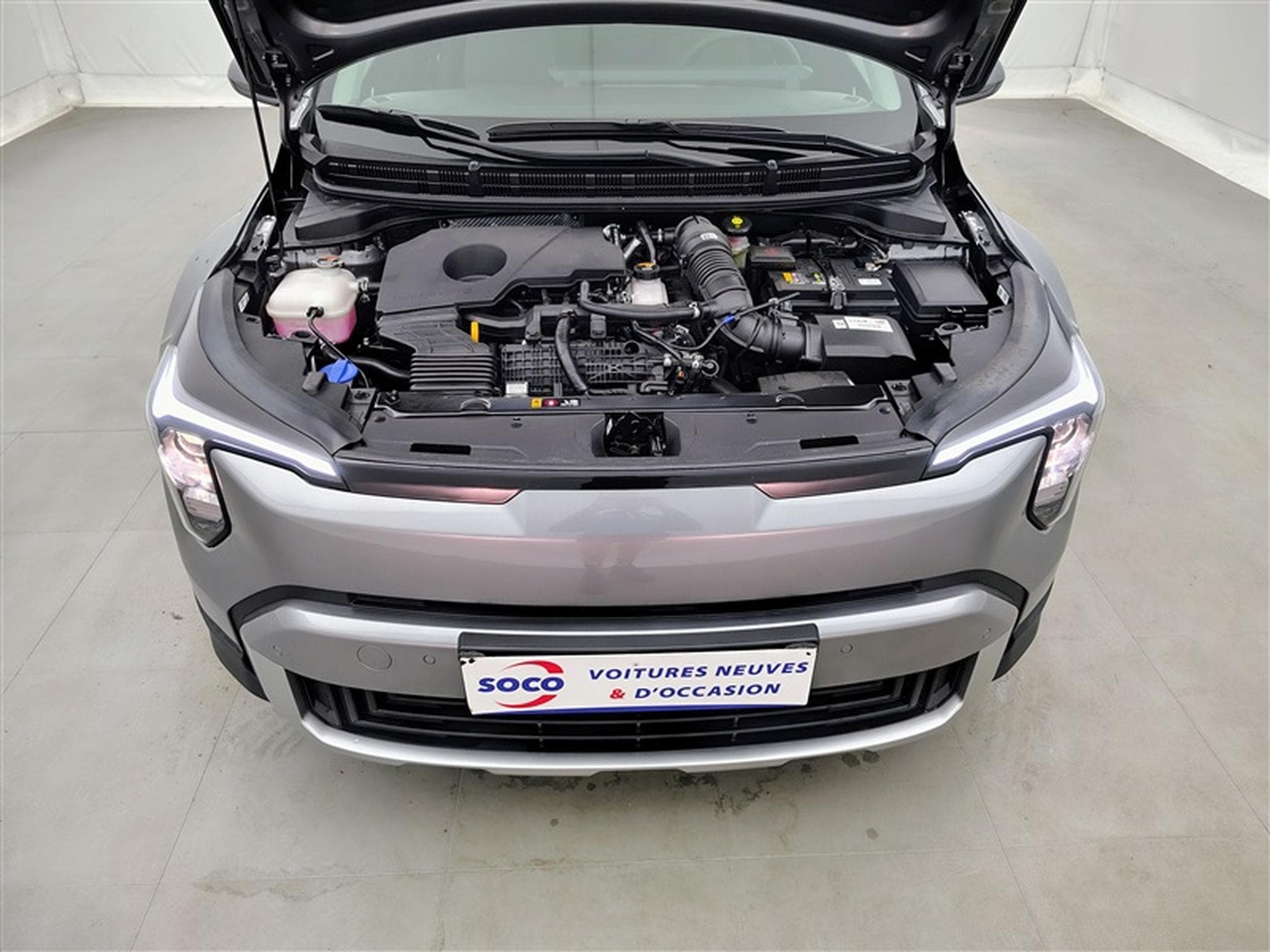 Kia Stonic 1.0 T-GDi DCT LX NAVI / FULL LED / CAMERA / JA 16" (2026) - Photo 19