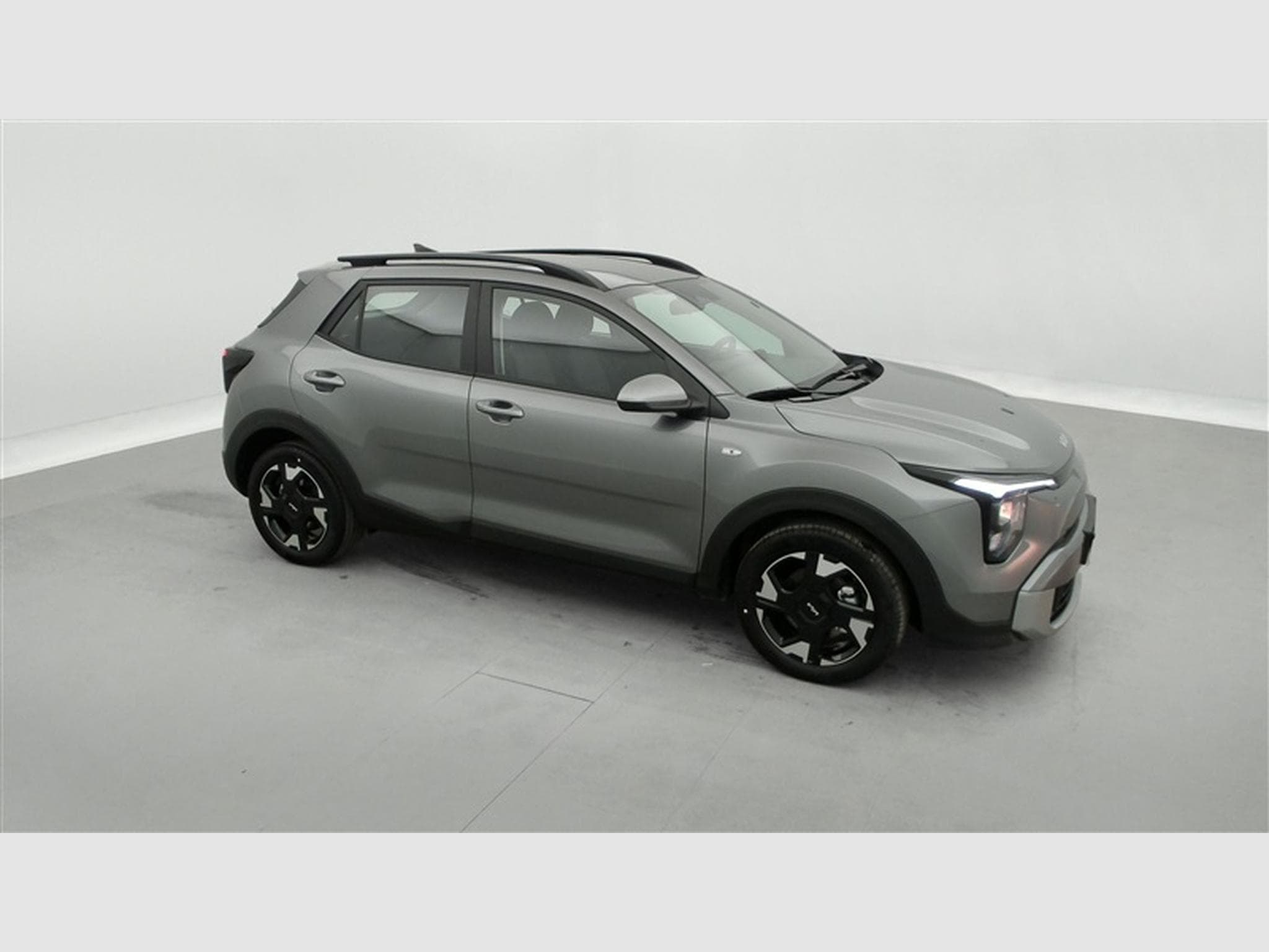 Kia Stonic 1.0 T-GDi DCT LX NAVI / FULL LED / CAMERA / JA 16" (2026) - Photo 23