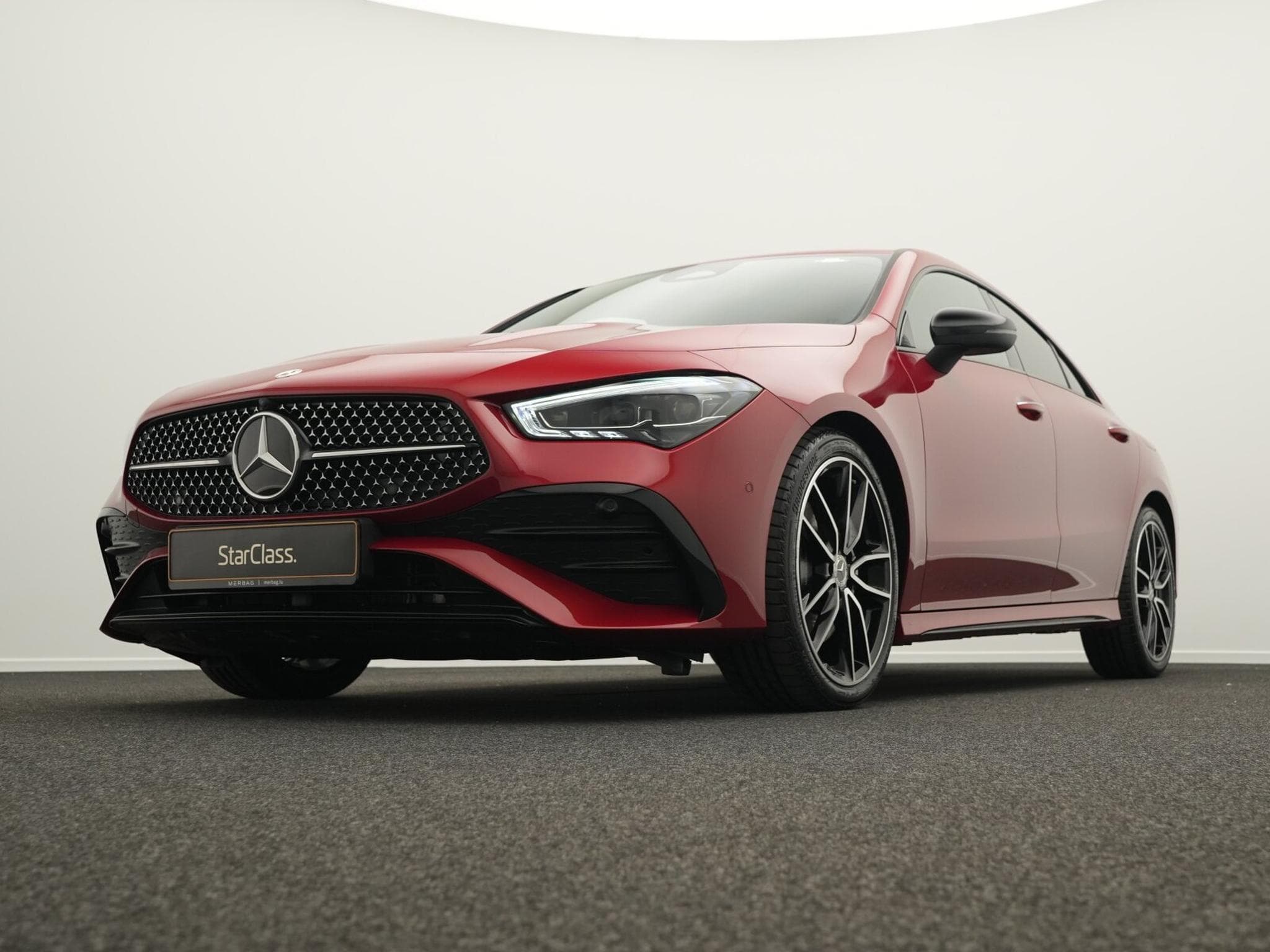 Mercedes CLA 200 AMG-Line Cpe Multi+Kamera+Keyless+19" (2025) - Photo 8