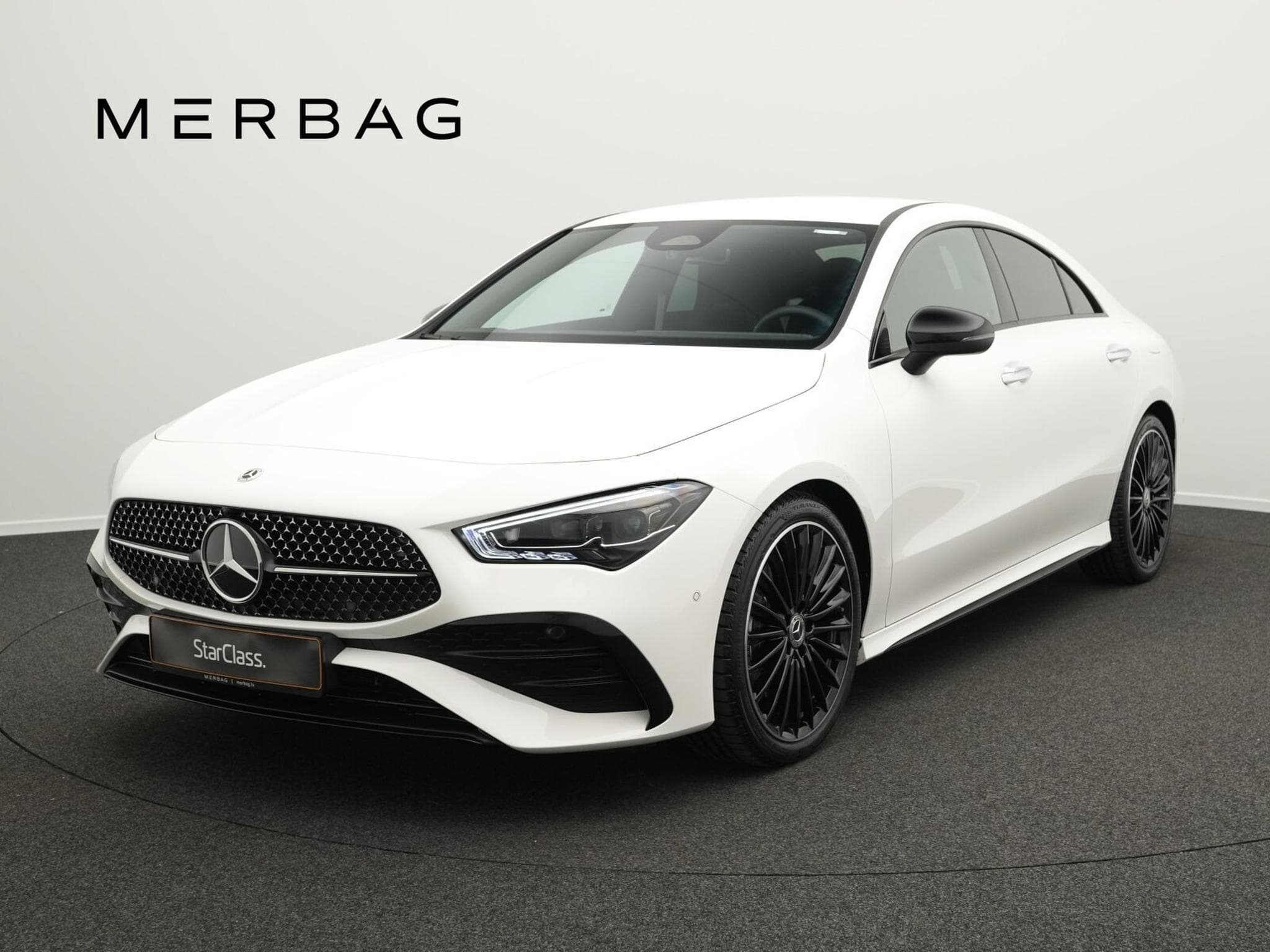 Mercedes CLA 200 AMG-Line Cpe Multi+Kamera+Night+Keyless (2025) - Photo 1