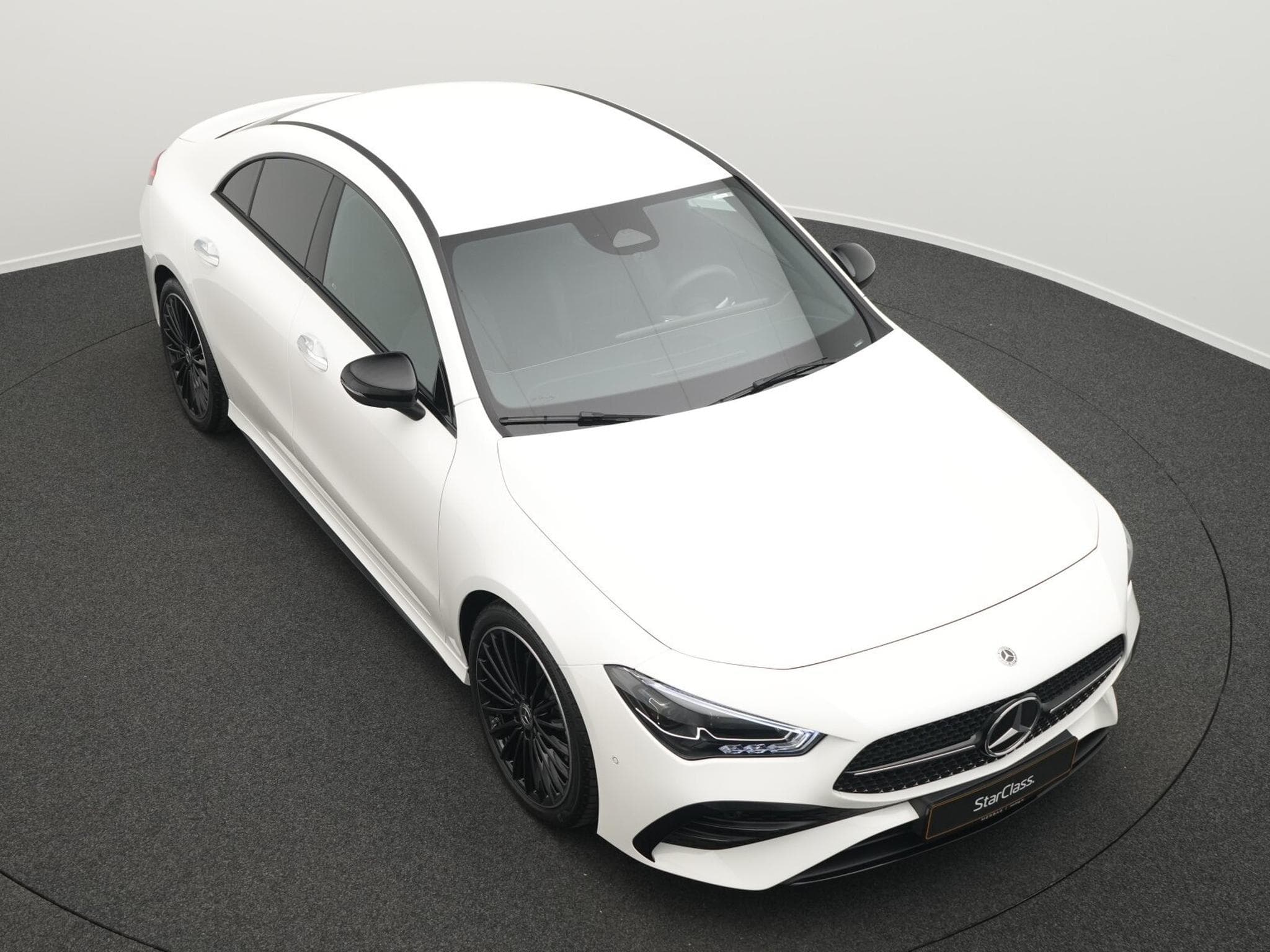 Mercedes CLA 200 AMG-Line Cpe Multi+Kamera+Night+Keyless (2025) - Photo 10
