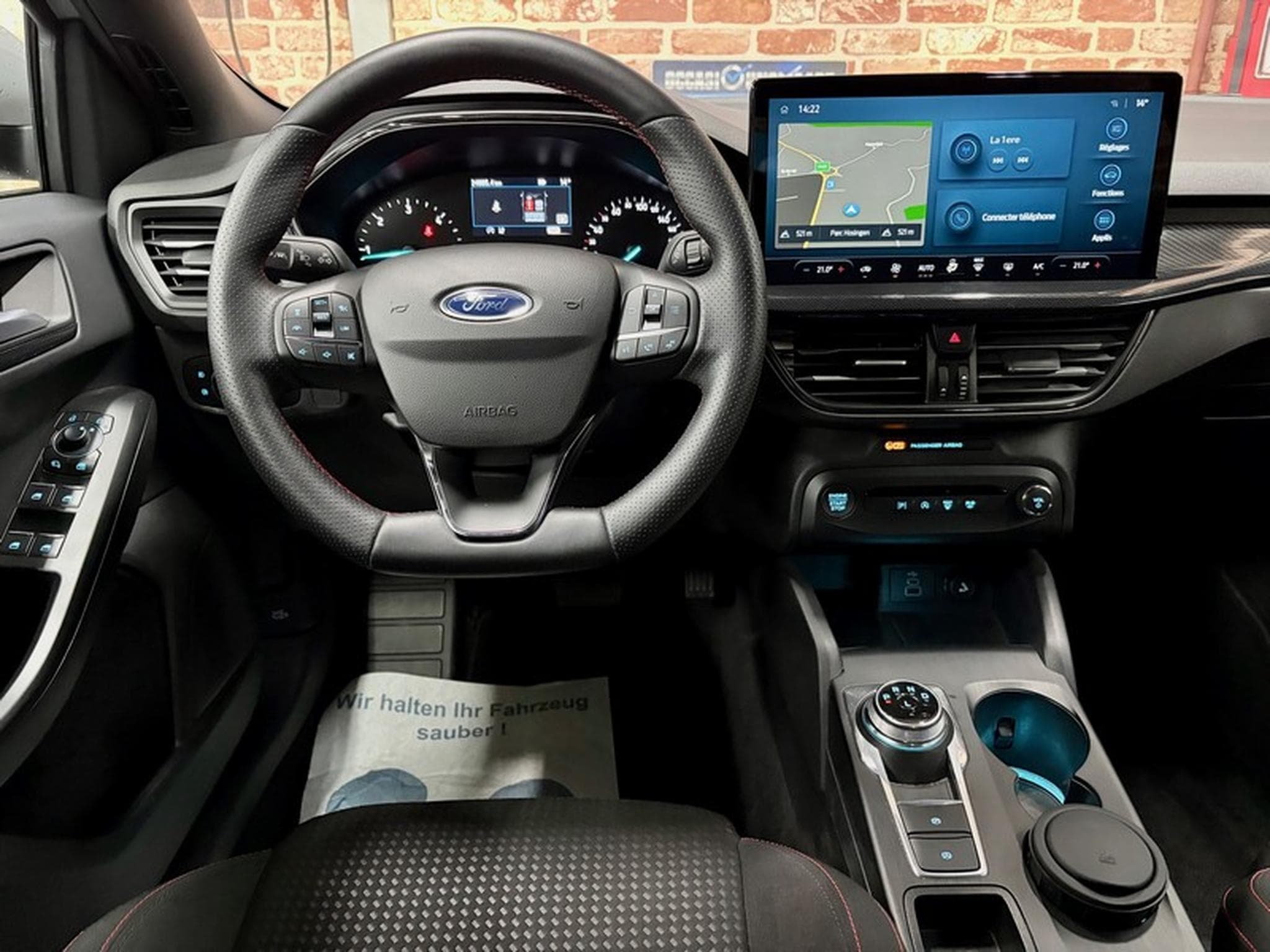 Ford Focus Focus 1.5 EcoBlue 115cv Auto ST-LINE (2025) - Photo 4