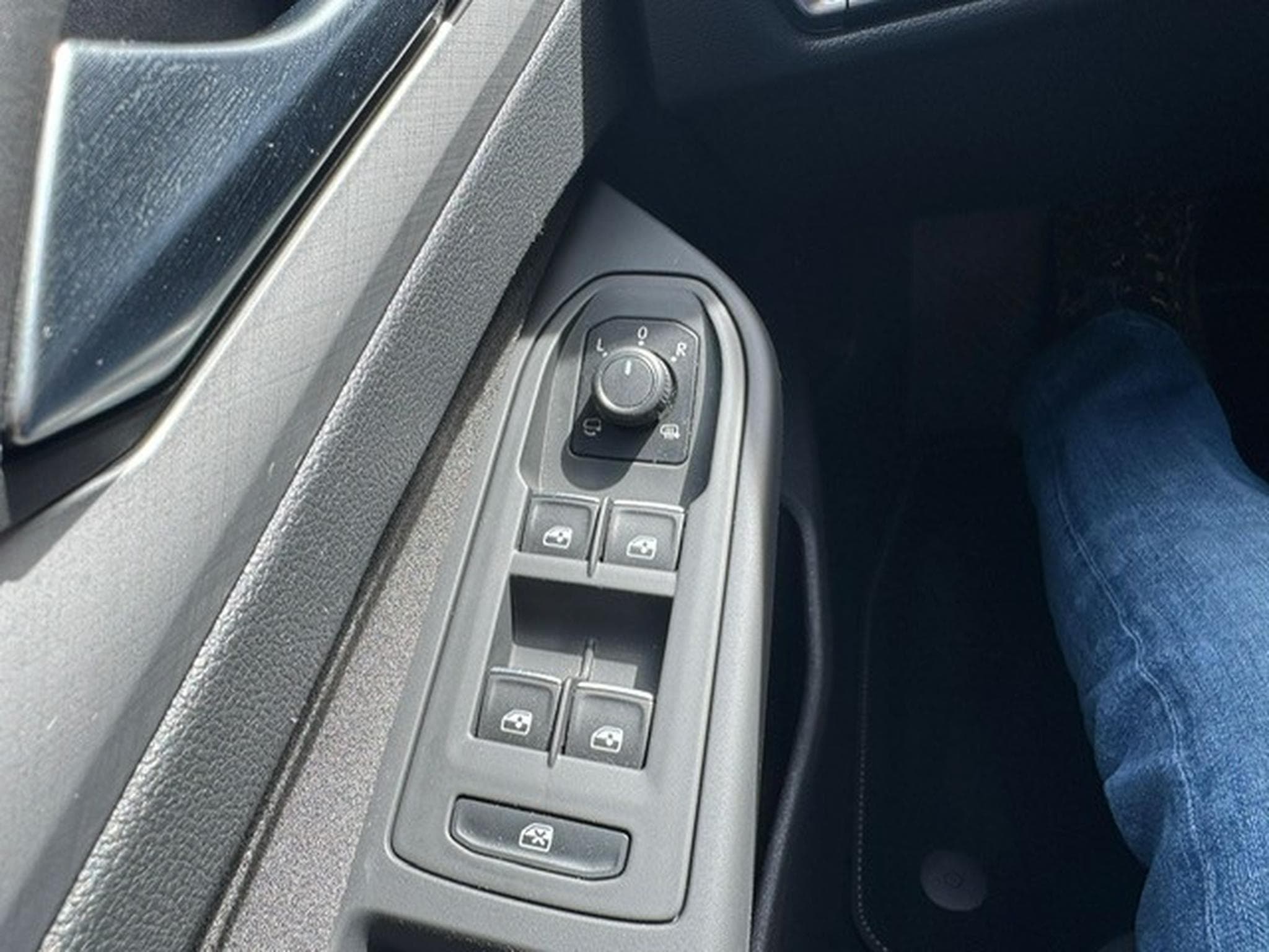 VW Golf VOLKSWAGEN GOLF 8 2.0 TDI  LED AUTOMATIK DIGITAL COCKPIT KAM (2025) - Photo 22