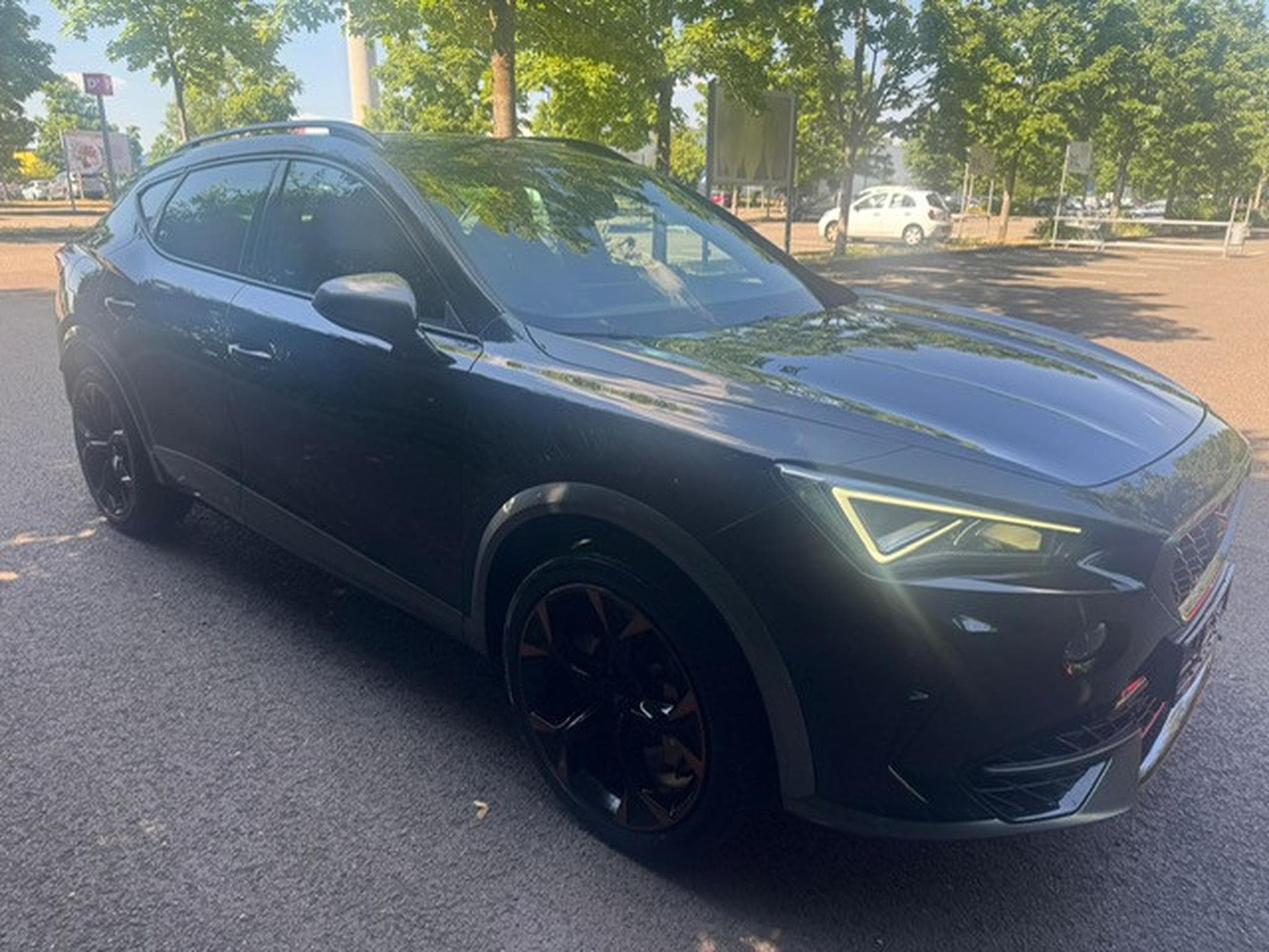 Cupra Formentor CUPRA FORMENTOR VZ 4 DRIVE LED BEATS LEDER CARPLAY KAMERA (2021) - Photo 3
