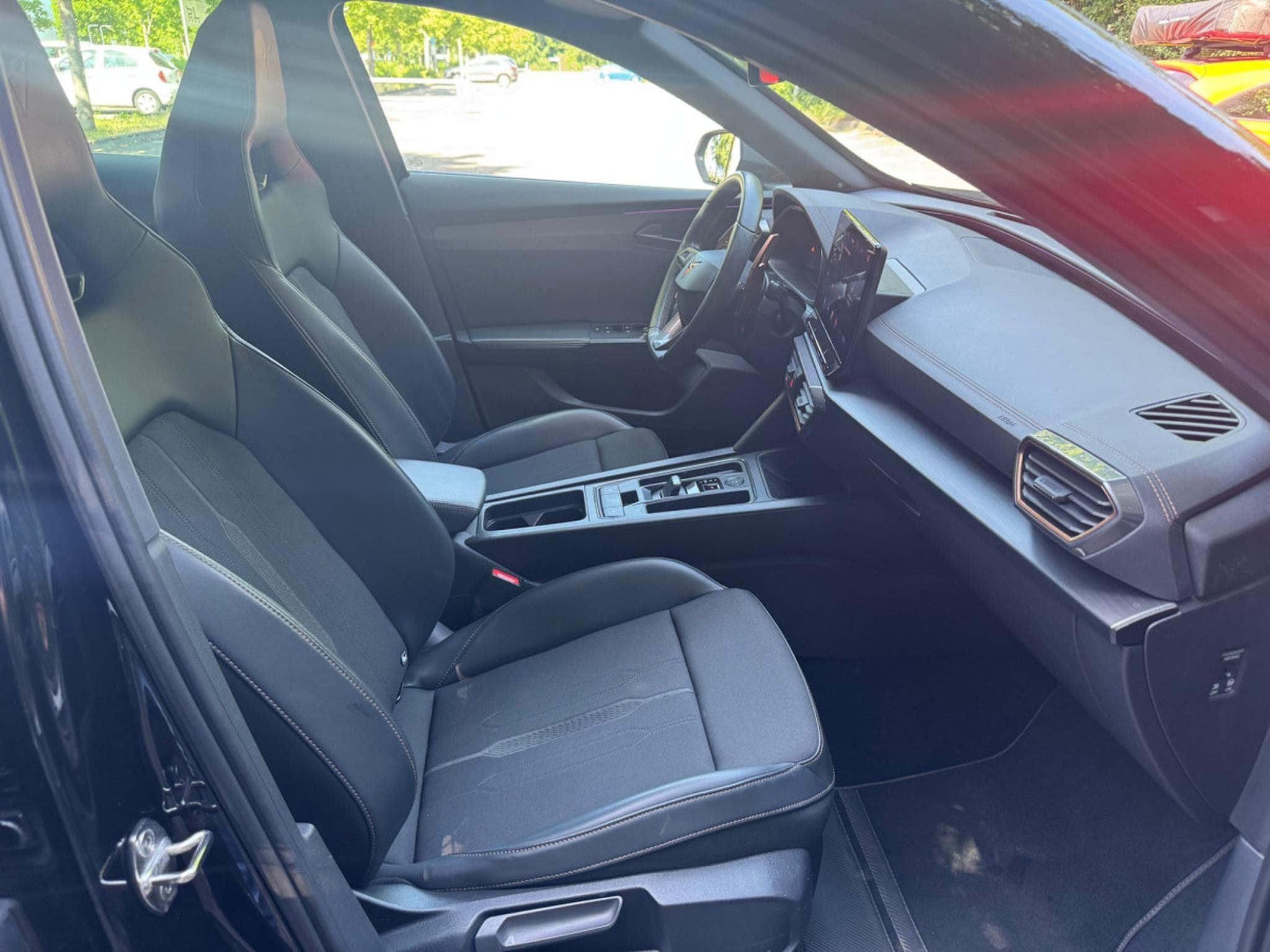 Cupra Formentor CUPRA FORMENTOR VZ 4 DRIVE LED BEATS LEDER CARPLAY KAMERA (2021) - Photo 4