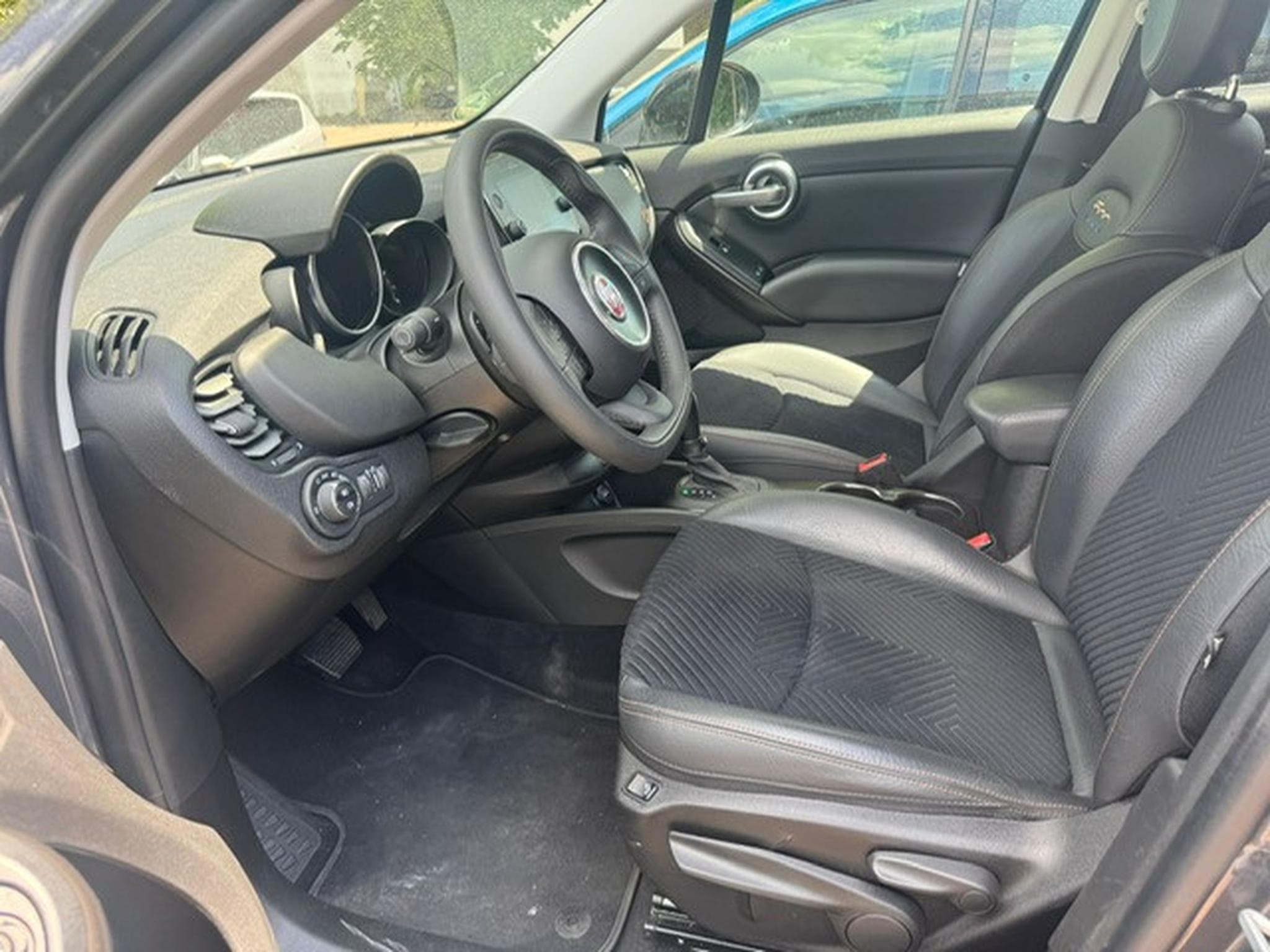Fiat 500X FIAT 500X AUTOMATIK S-DESIGN CROSS LOOK XENON NAVI KAMERA (2018) - Photo 11