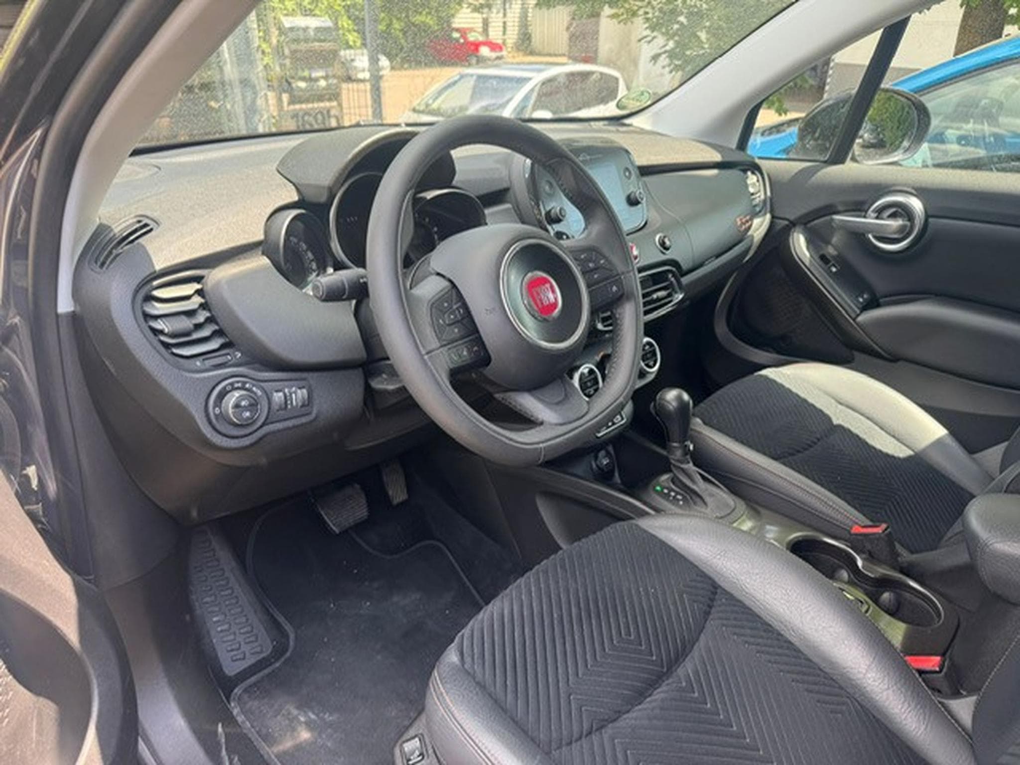 Fiat 500X FIAT 500X AUTOMATIK S-DESIGN CROSS LOOK XENON NAVI KAMERA (2018) - Photo 13