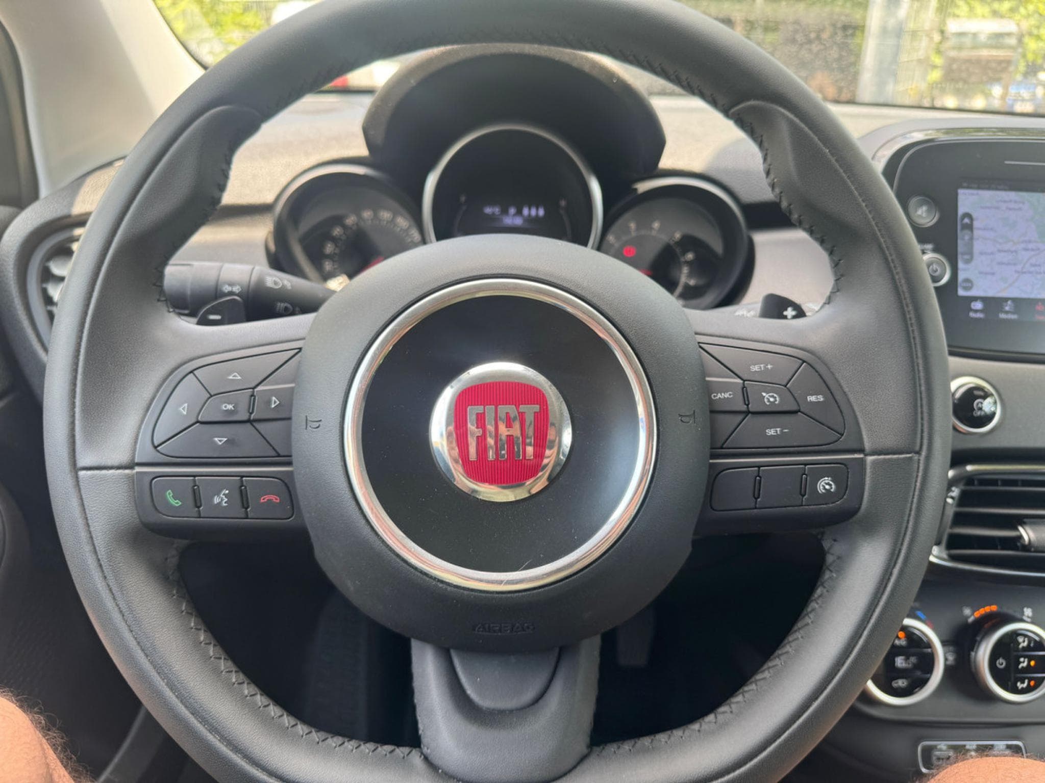 Fiat 500X FIAT 500X AUTOMATIK S-DESIGN CROSS LOOK XENON NAVI KAMERA (2018) - Photo 15