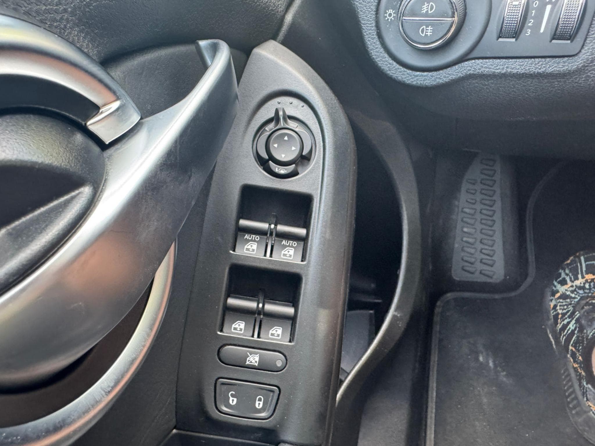 Fiat 500X FIAT 500X AUTOMATIK S-DESIGN CROSS LOOK XENON NAVI KAMERA (2018) - Photo 17