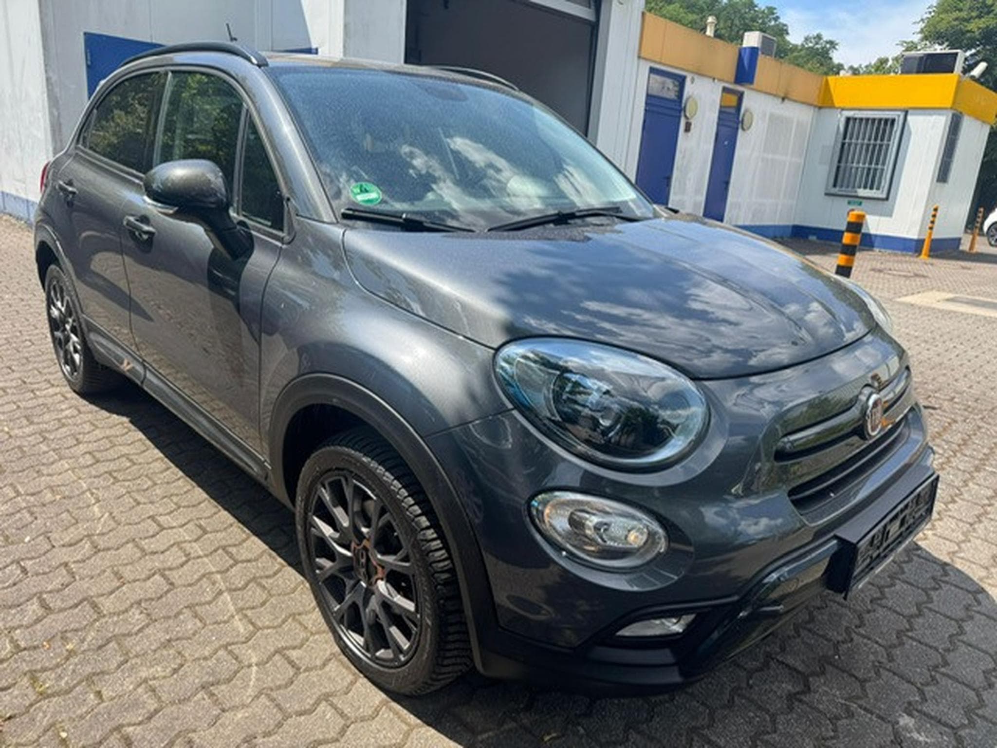 Fiat 500X FIAT 500X AUTOMATIK S-DESIGN CROSS LOOK XENON NAVI KAMERA (2018) - Photo 2