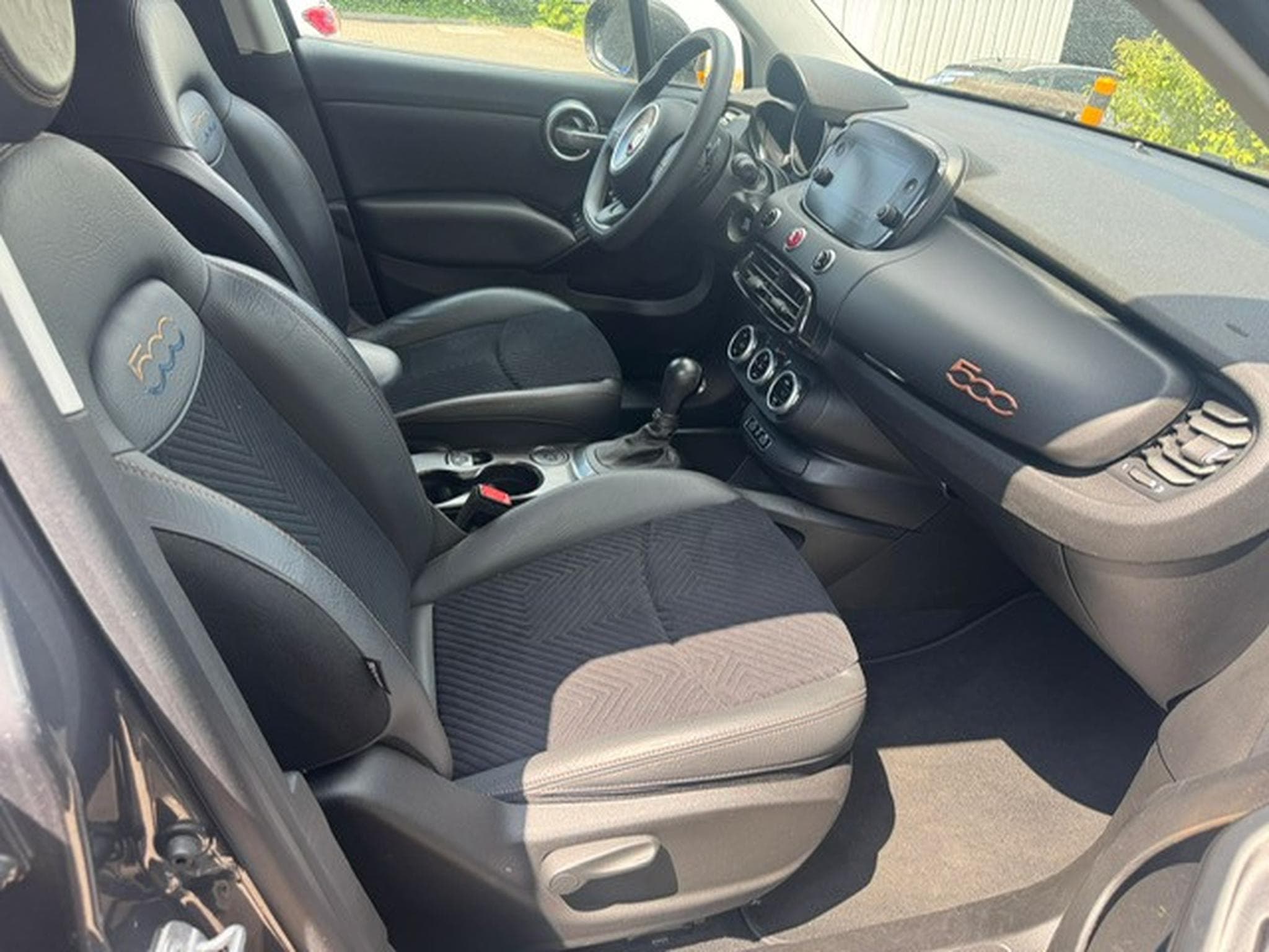 Fiat 500X FIAT 500X AUTOMATIK S-DESIGN CROSS LOOK XENON NAVI KAMERA (2018) - Photo 4