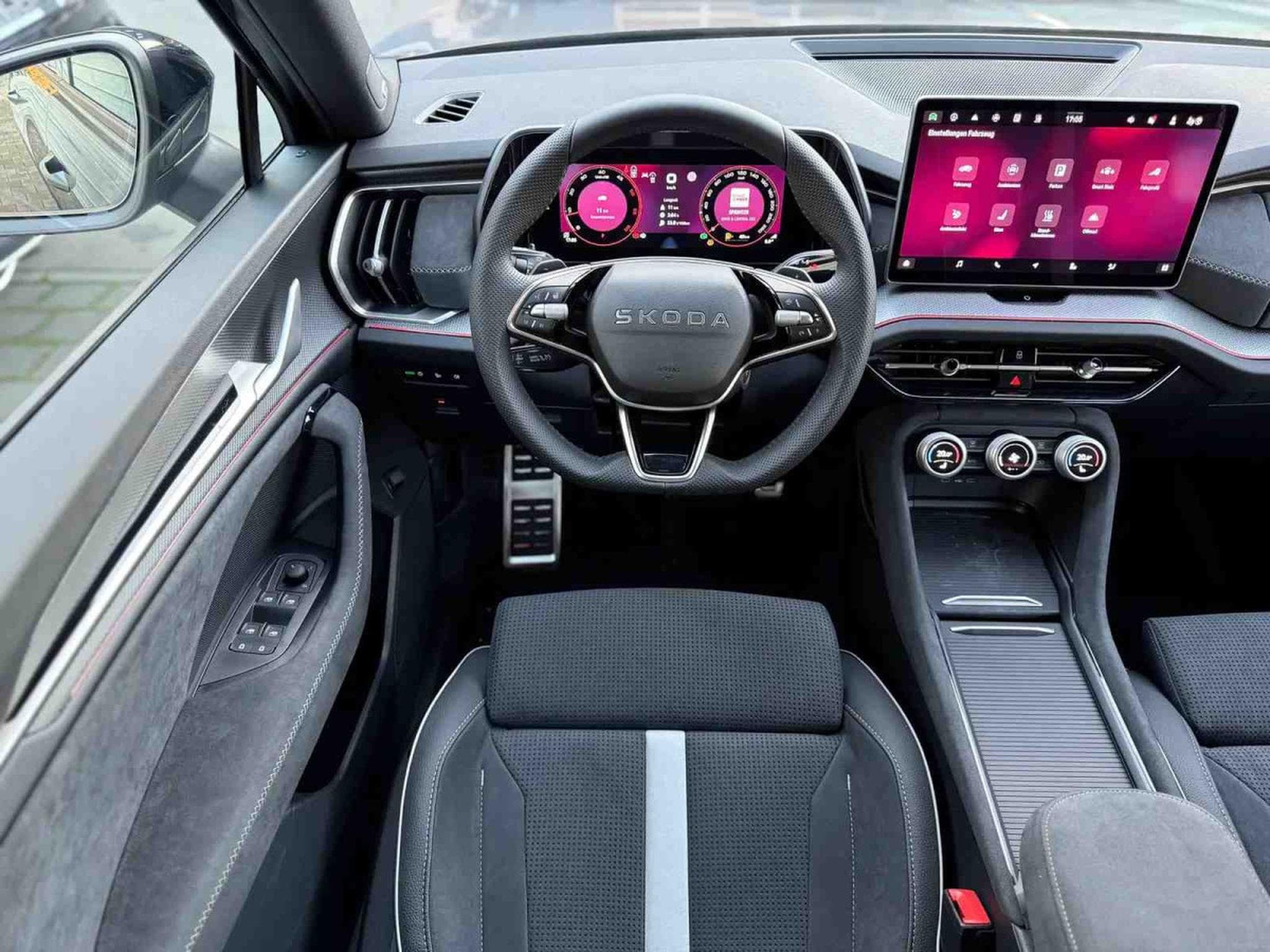 Skoda Kodiaq 2.0 TSi DSG 204 4x4 Sportline (2025) - Photo 10