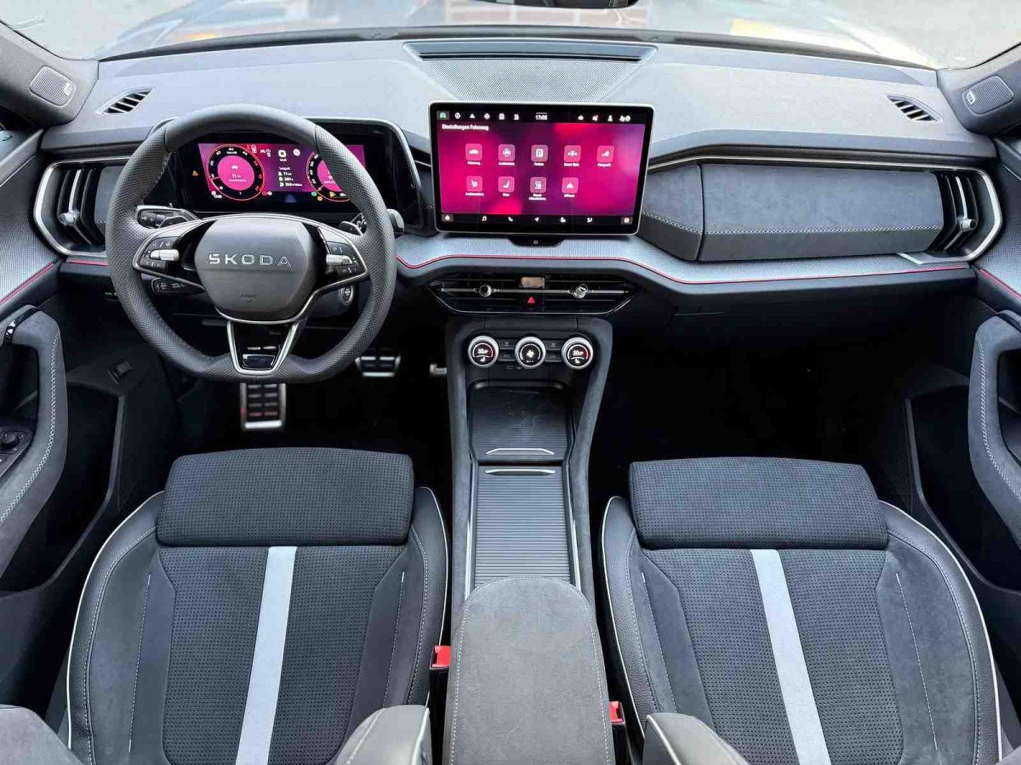 Skoda Kodiaq 2.0 TSi DSG 204 4x4 Sportline (2025) - Photo 6