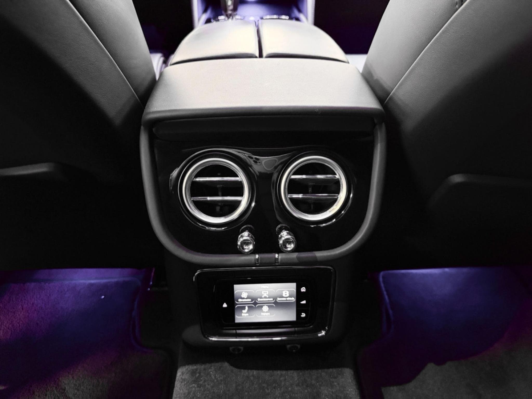 Bentley Bentayga 4.0 V8 / 1ST HAND / FULL SERVICE (2018) - Photo 13