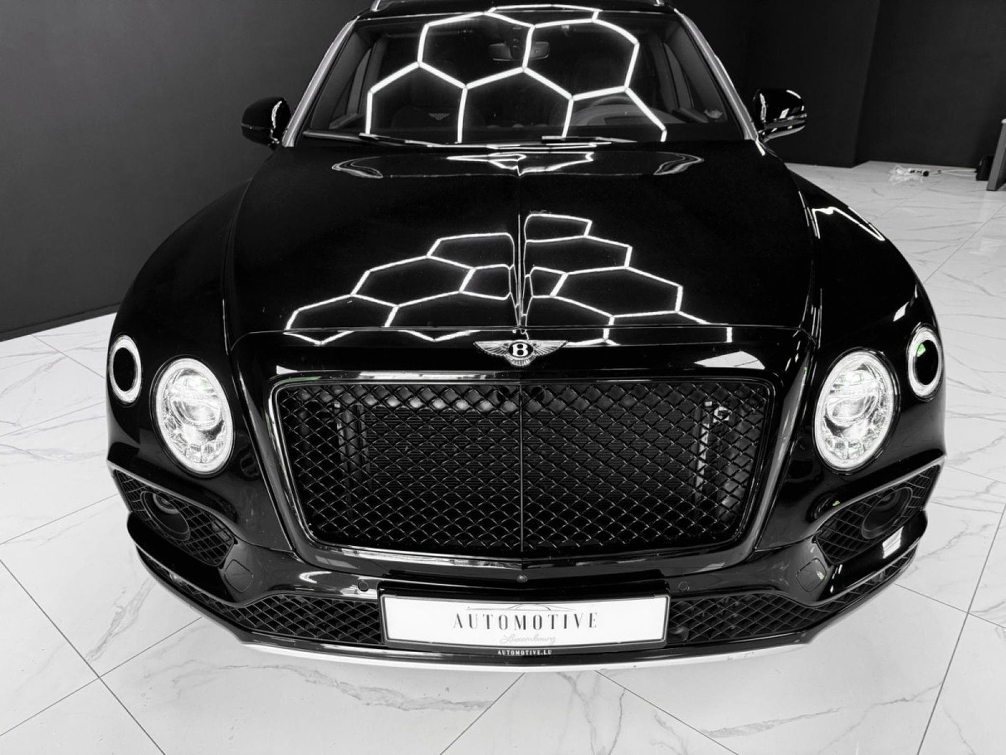 Bentley Bentayga 4.0 V8 / 1ST HAND / FULL SERVICE (2018) - Photo 8