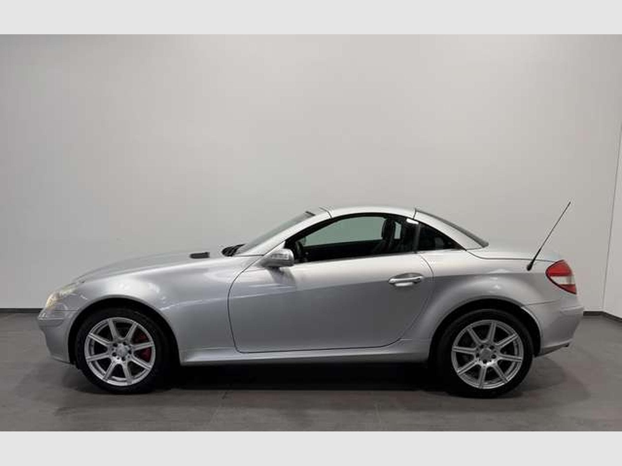 Mercedes SLK 280 Roadster *Leder *H&K *Airscarf * (2005) - Photo 4